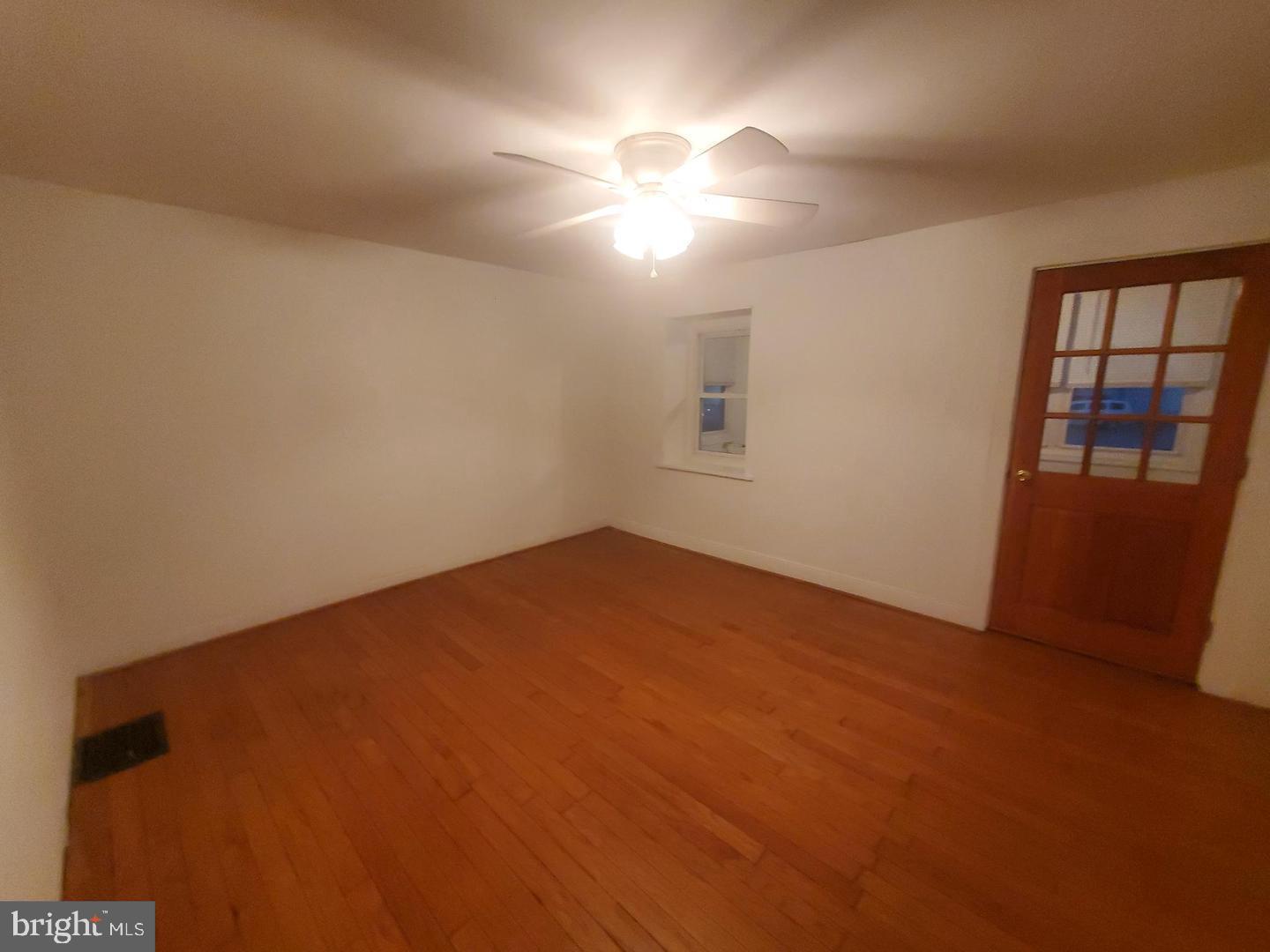 WINCHESTER PARK - Residential Lease