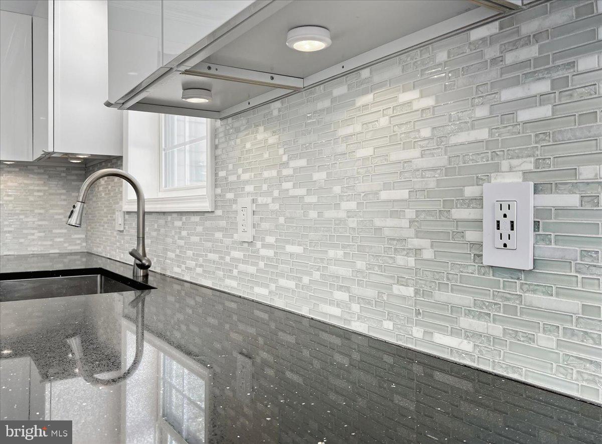 GREENWOOD ACRES - Residential