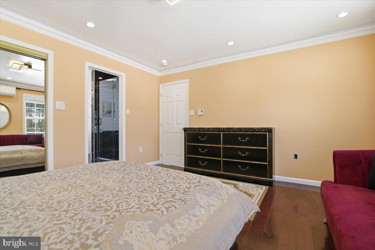 GREENWOOD ACRES - Residential