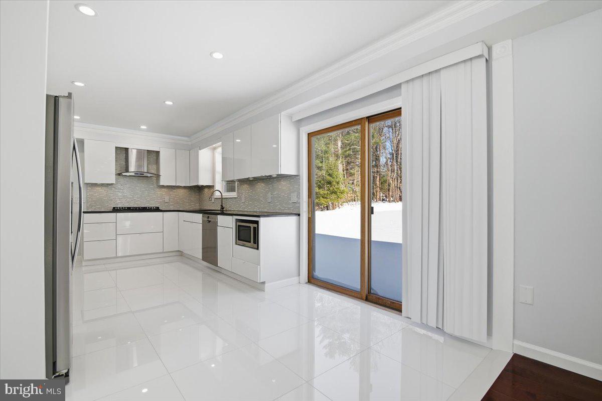 GREENWOOD ACRES - Residential