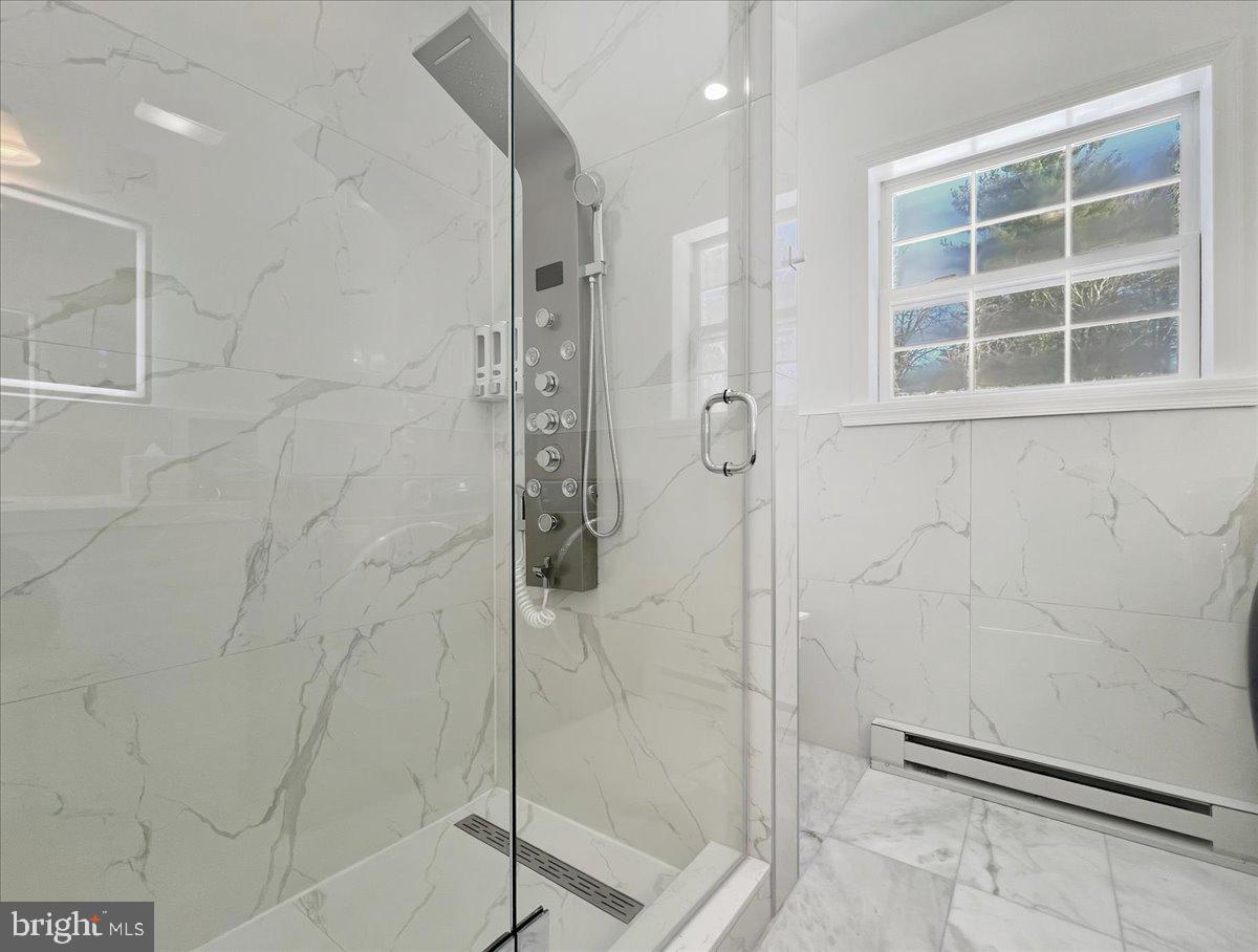 GREENWOOD ACRES - Residential