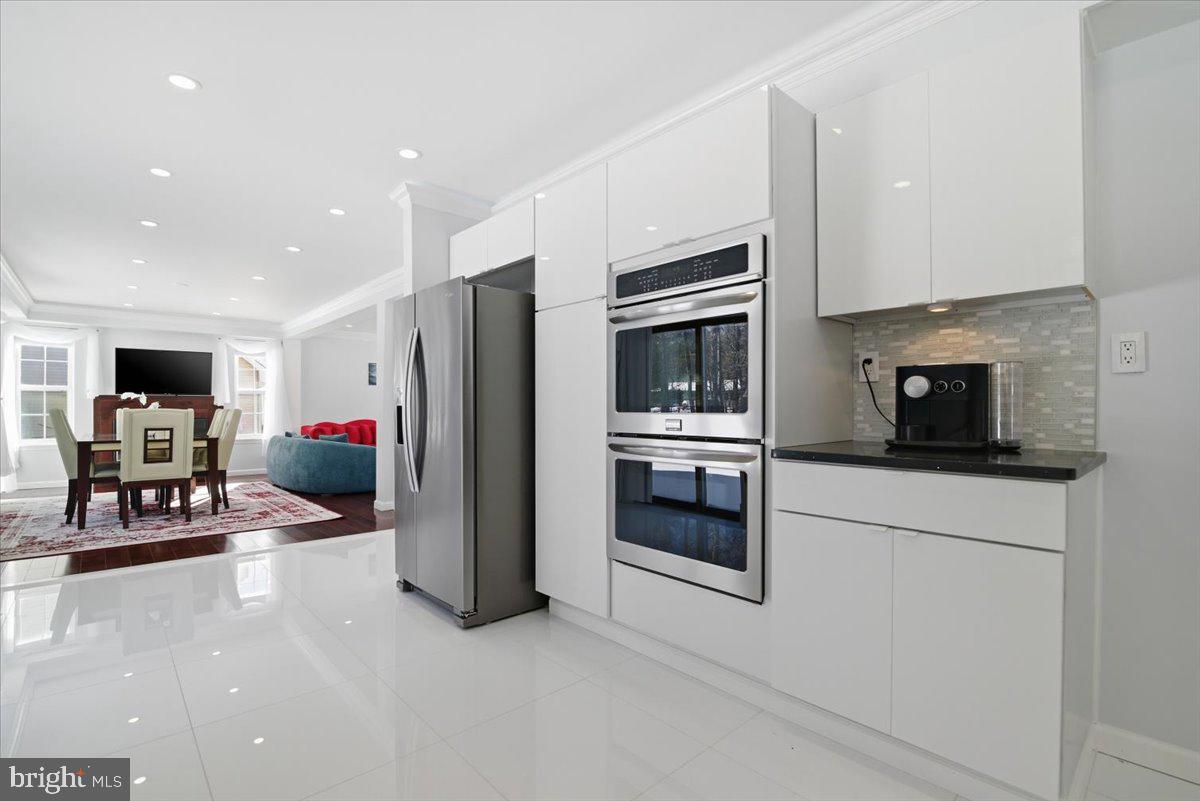 GREENWOOD ACRES - Residential