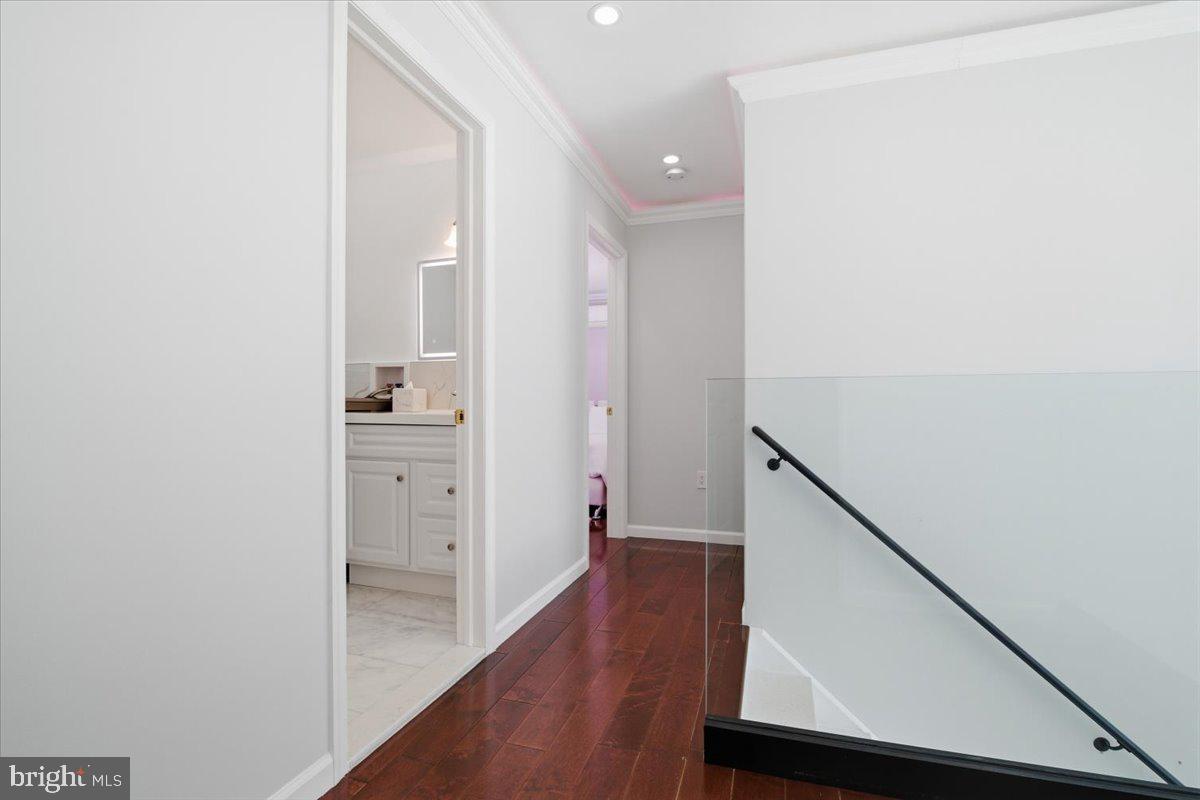 GREENWOOD ACRES - Residential