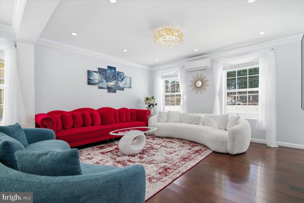 GREENWOOD ACRES - Residential