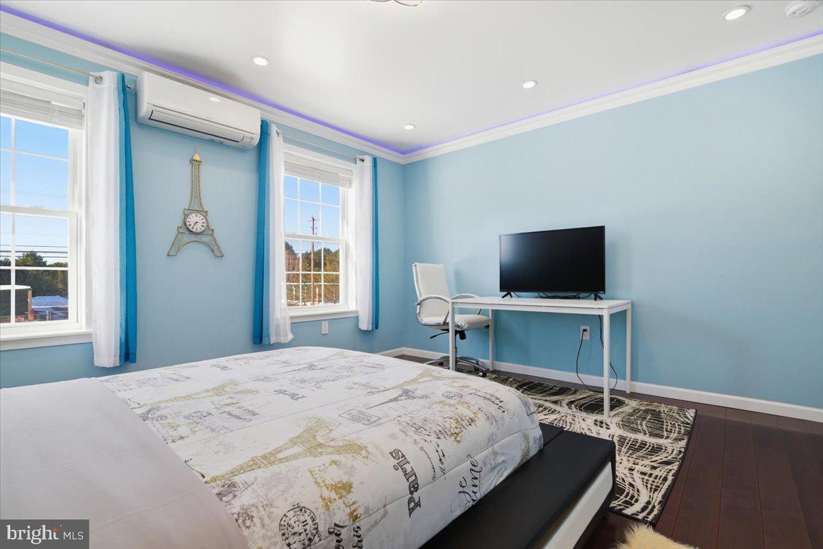 GREENWOOD ACRES - Residential