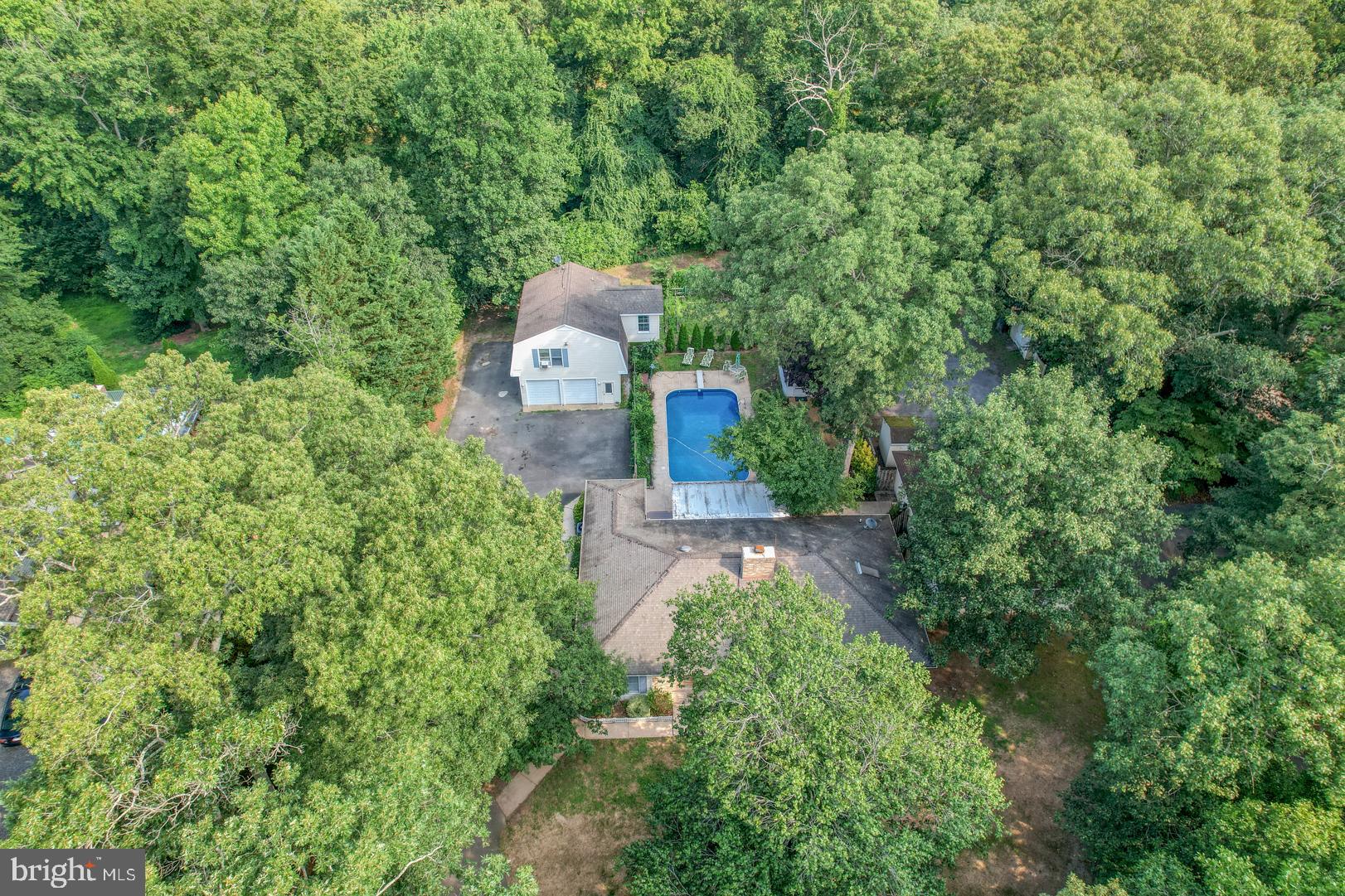 LYN WOODS - Residential