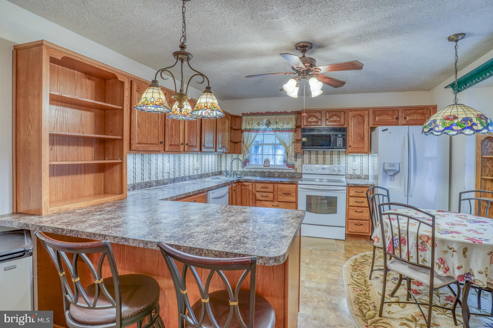 LYN WOODS - Residential