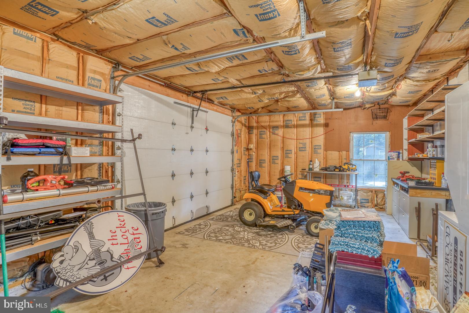 LYN WOODS - Residential