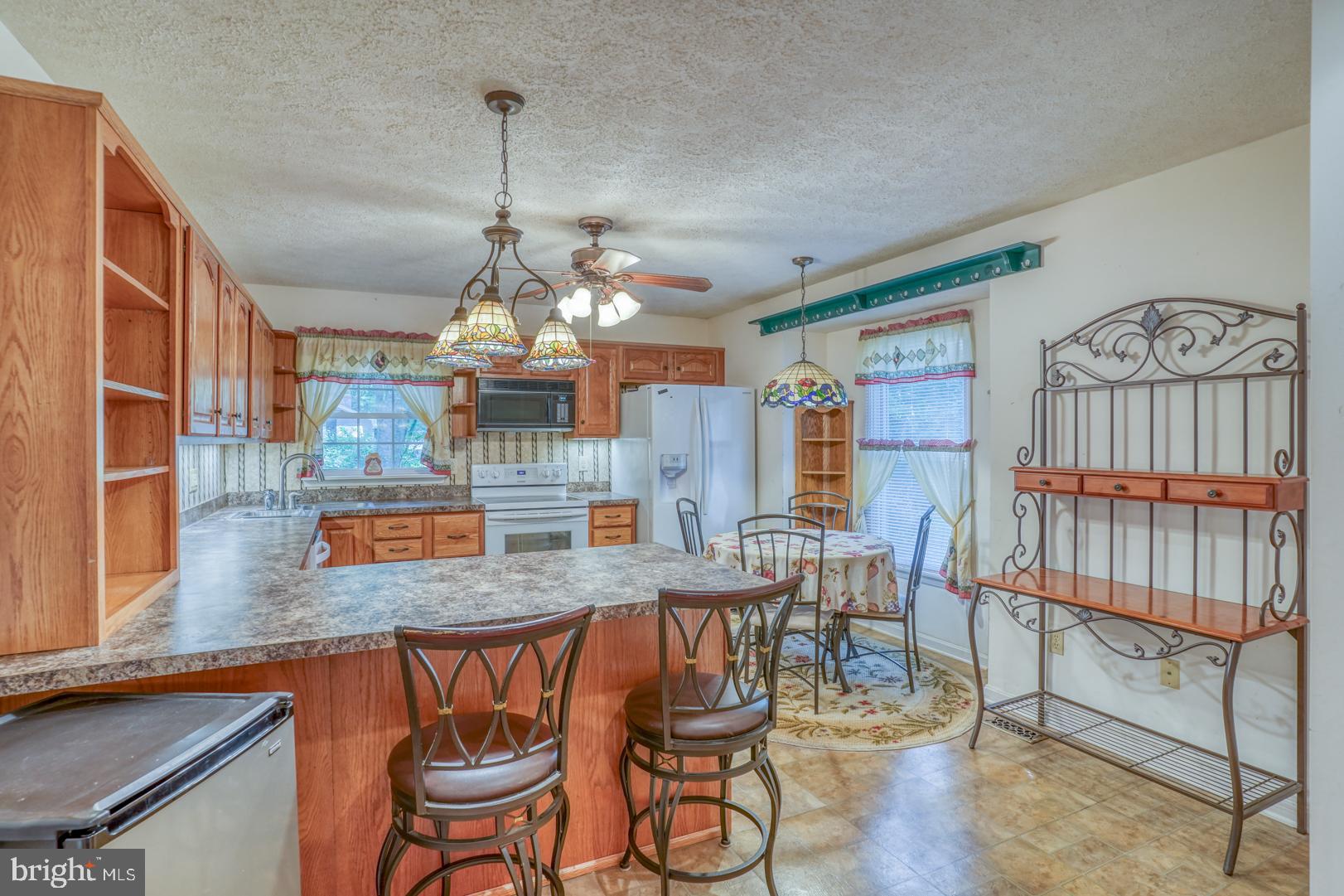 LYN WOODS - Residential