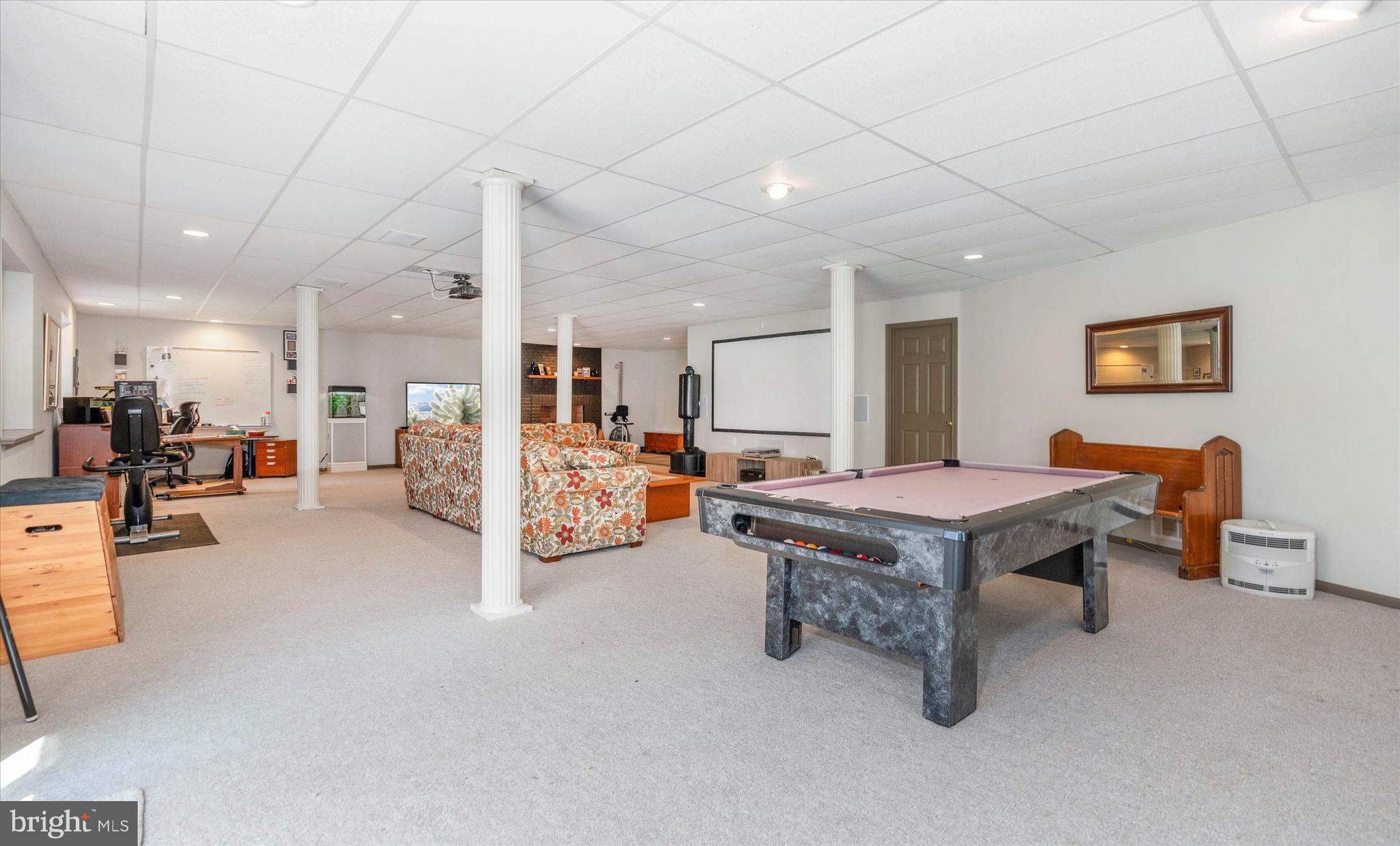 THE RIDINGS CHADDS - Residential