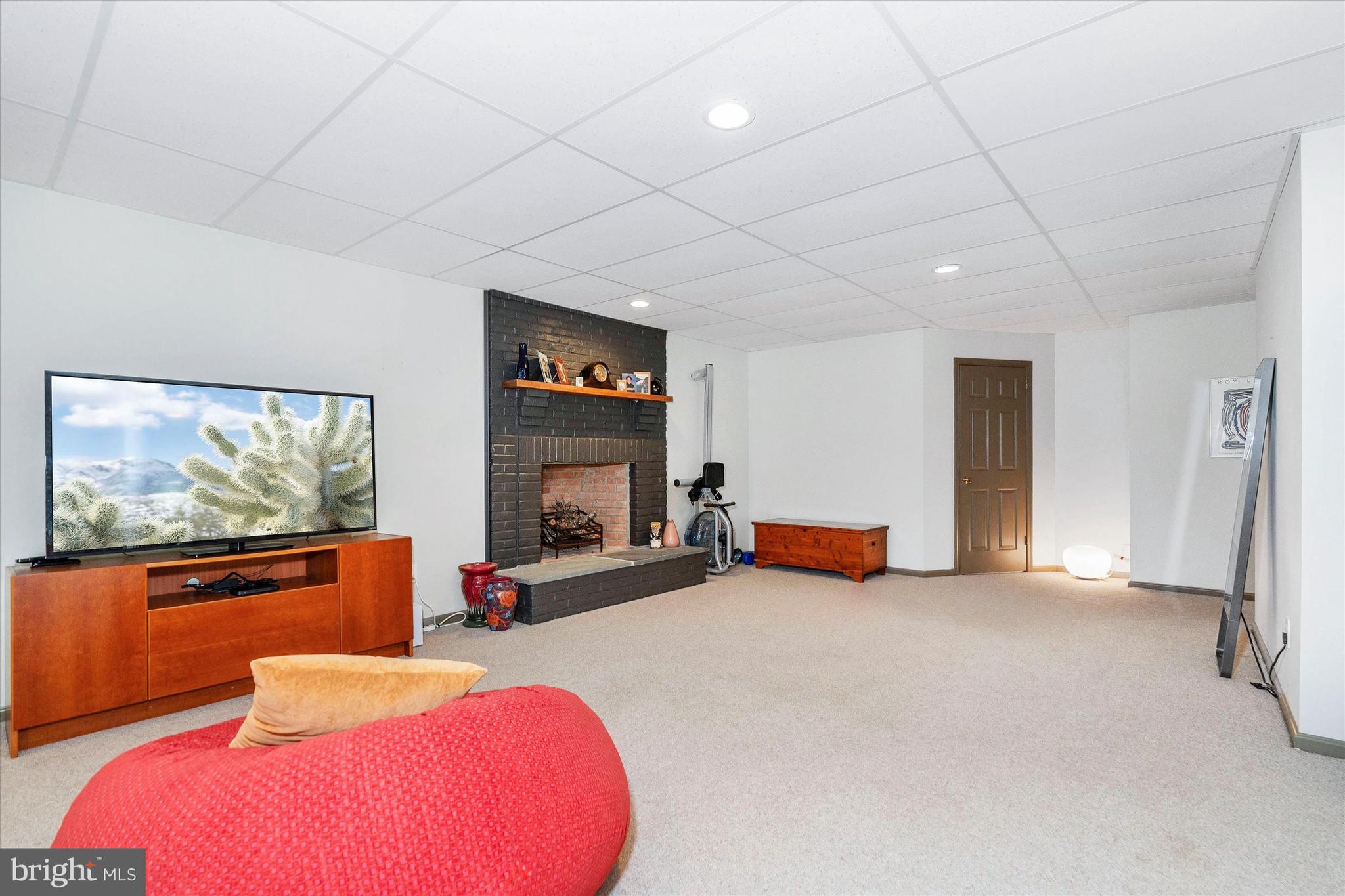 THE RIDINGS CHADDS - Residential