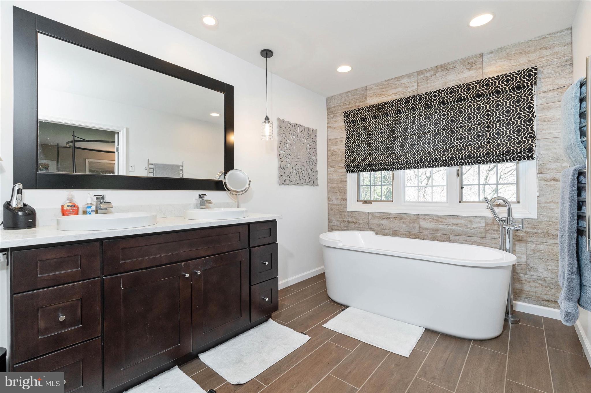 THE RIDINGS CHADDS - Residential