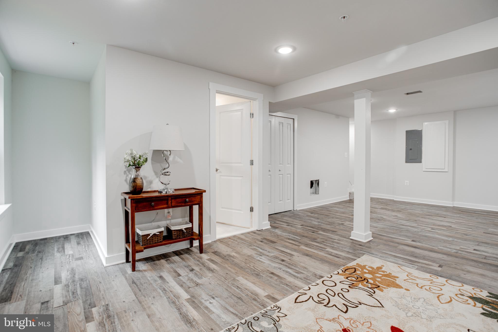 CLOVERLEAF TOWNHOUSES - Residential