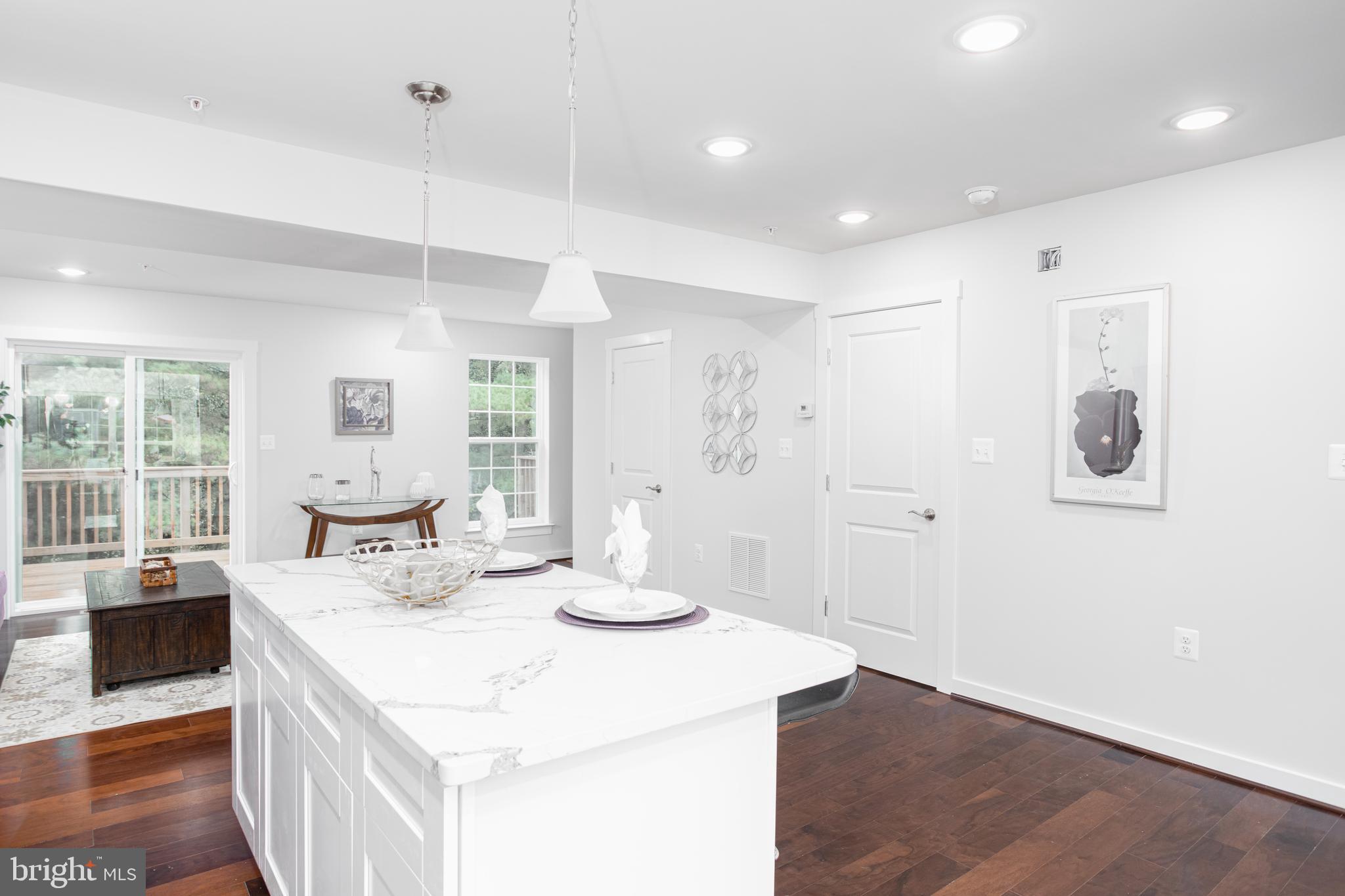 CLOVERLEAF TOWNHOUSES - Residential