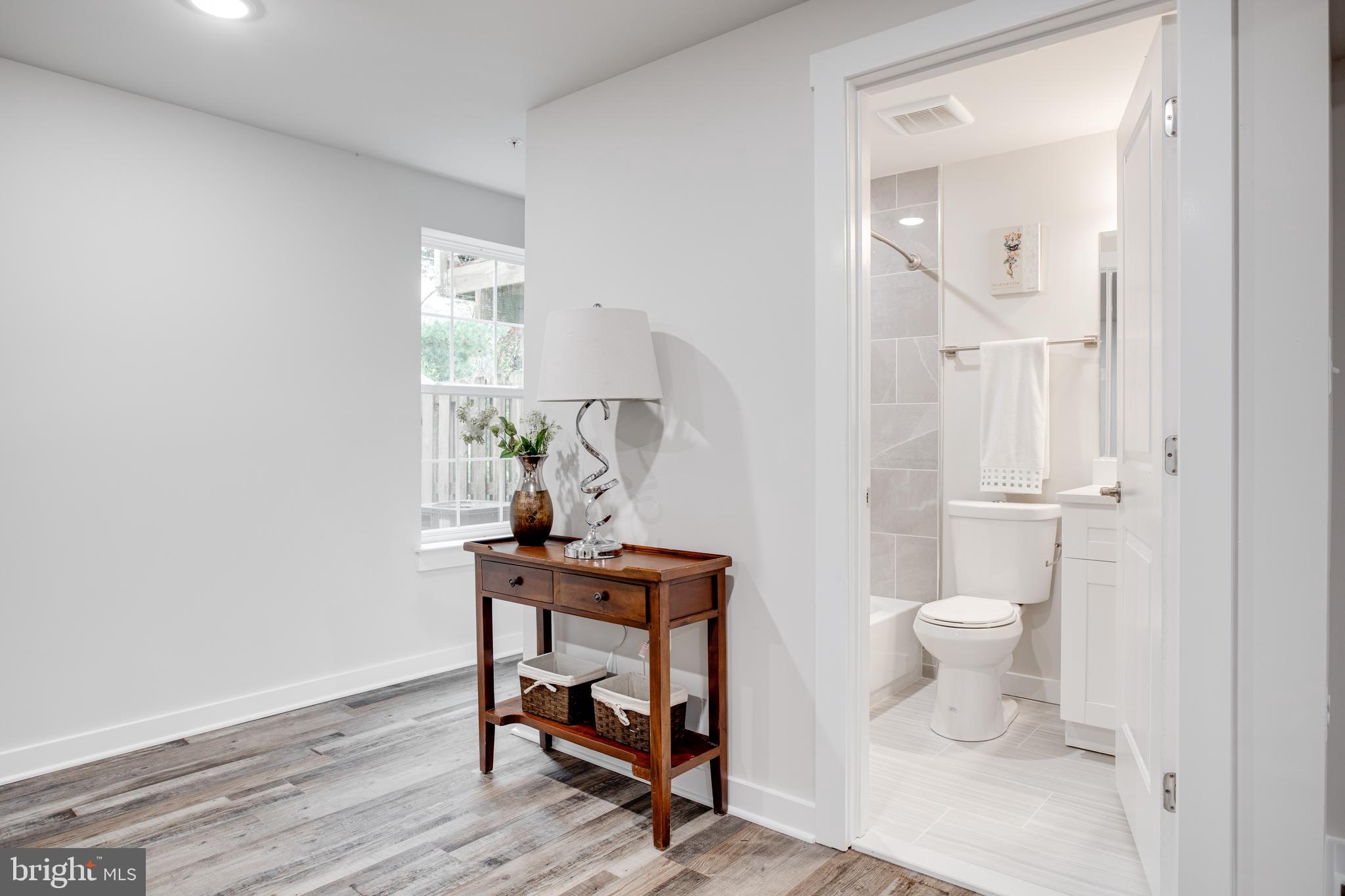 CLOVERLEAF TOWNHOUSES - Residential