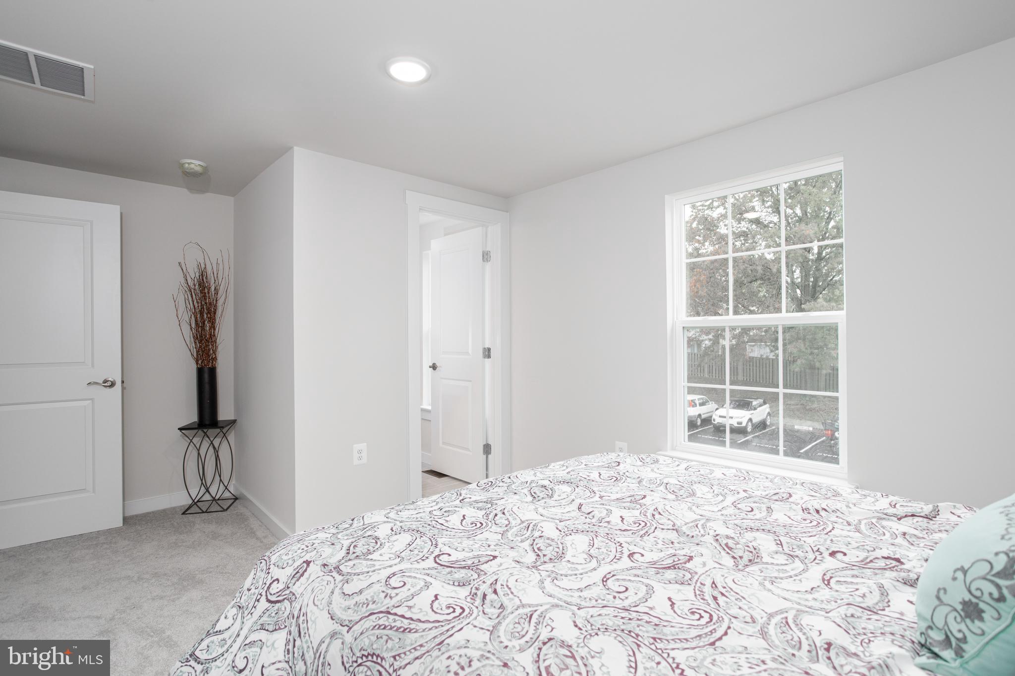 CLOVERLEAF TOWNHOUSES - Residential