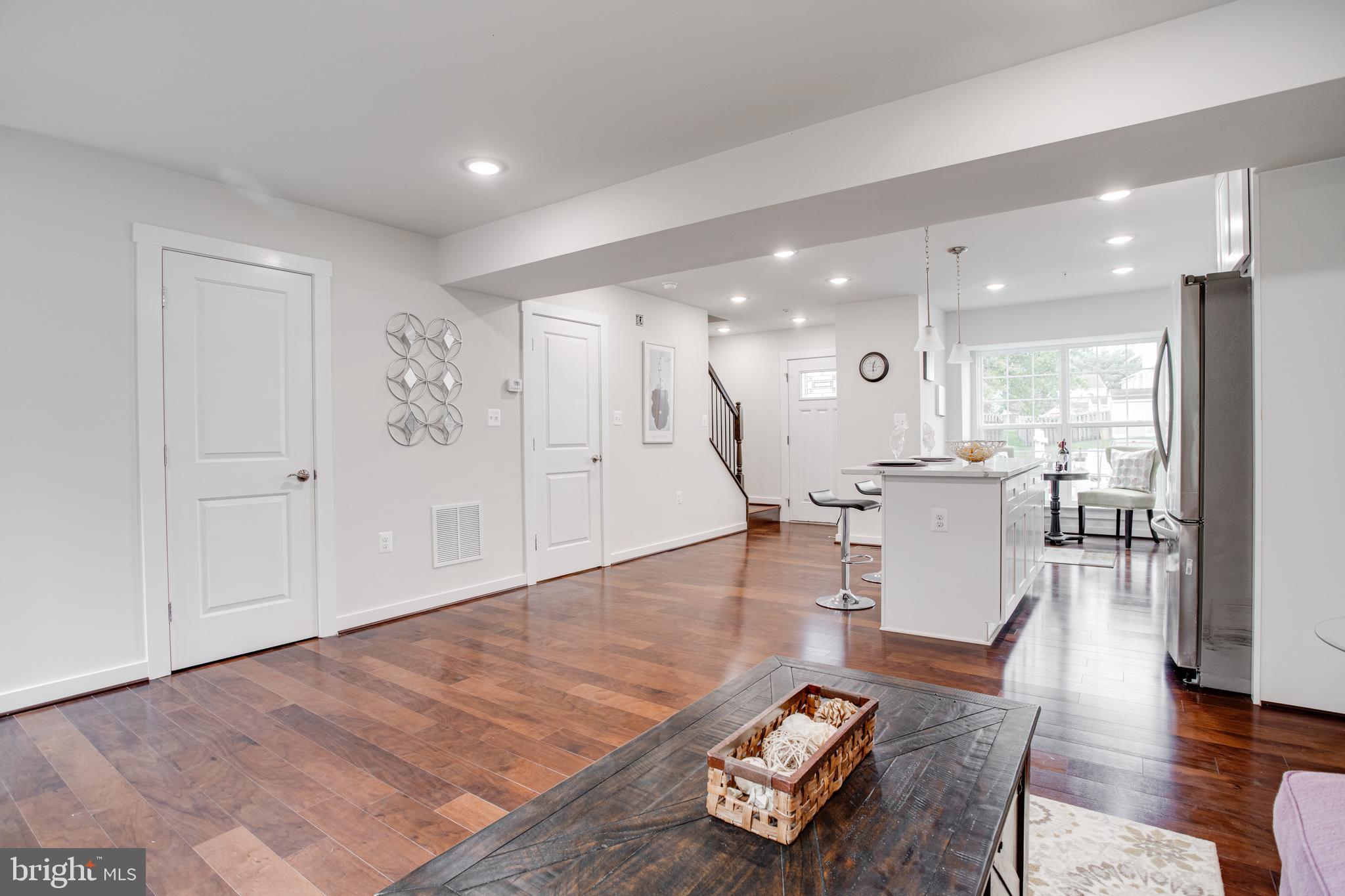 CLOVERLEAF TOWNHOUSES - Residential