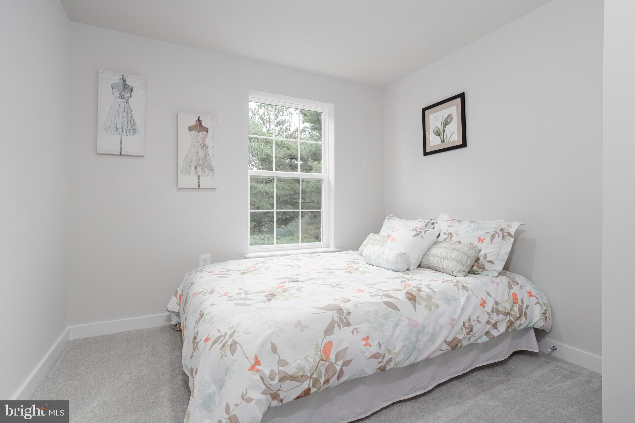 CLOVERLEAF TOWNHOUSES - Residential