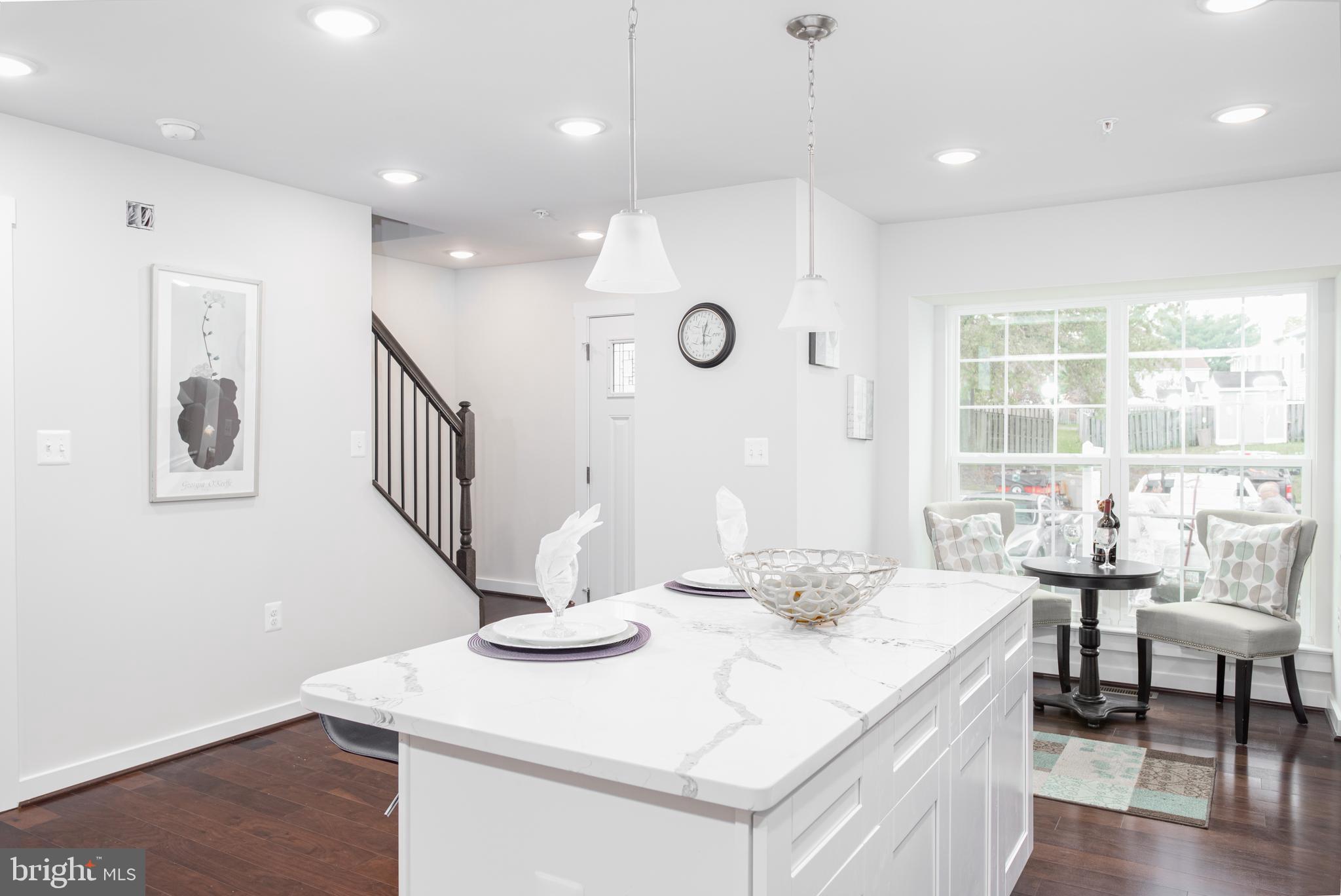 CLOVERLEAF TOWNHOUSES - Residential