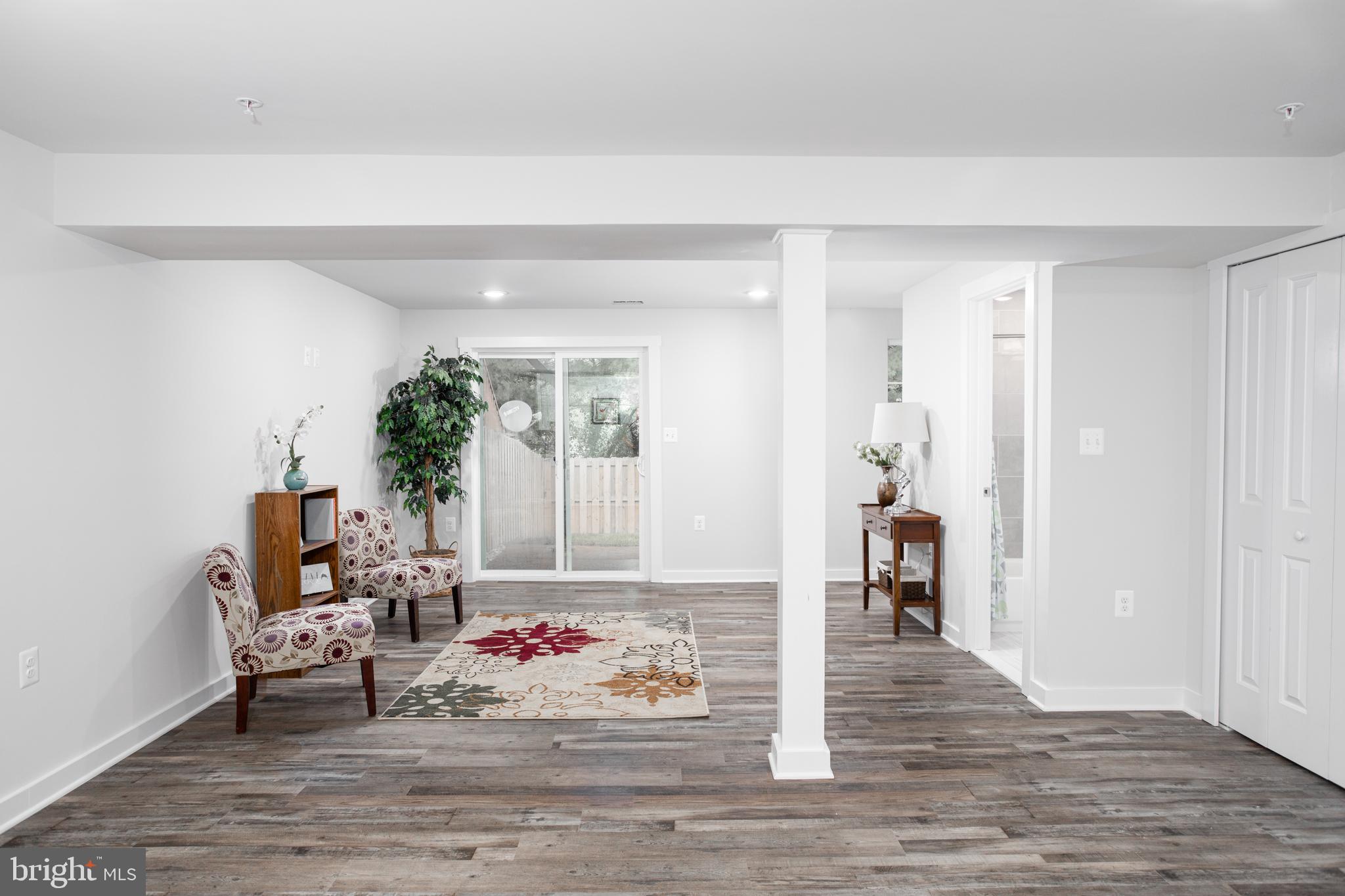 CLOVERLEAF TOWNHOUSES - Residential