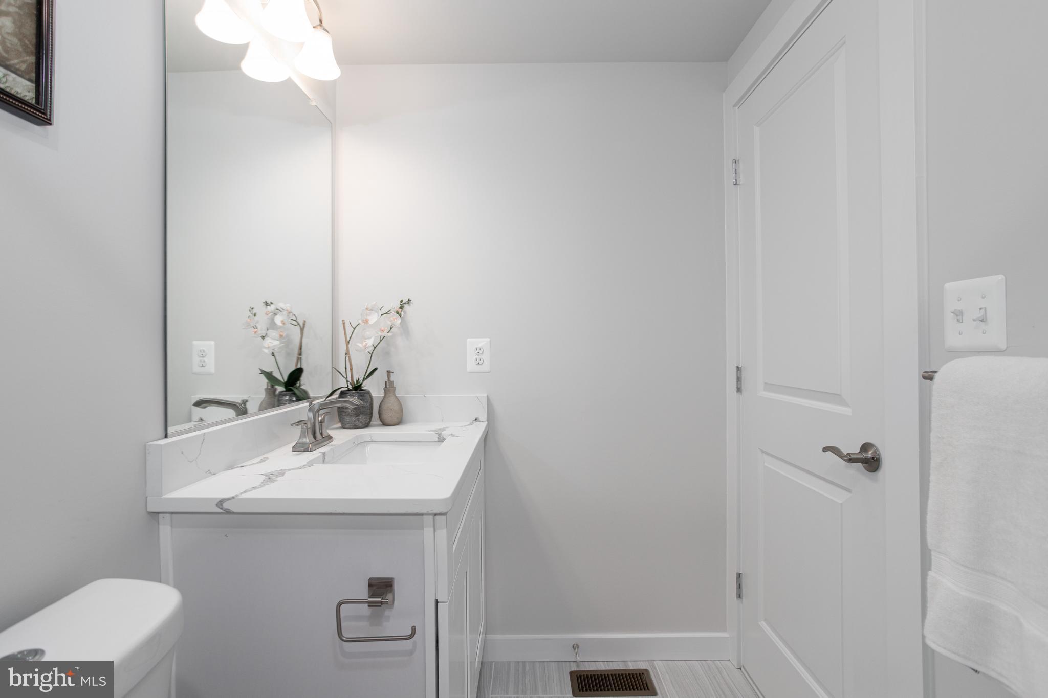 CLOVERLEAF TOWNHOUSES - Residential