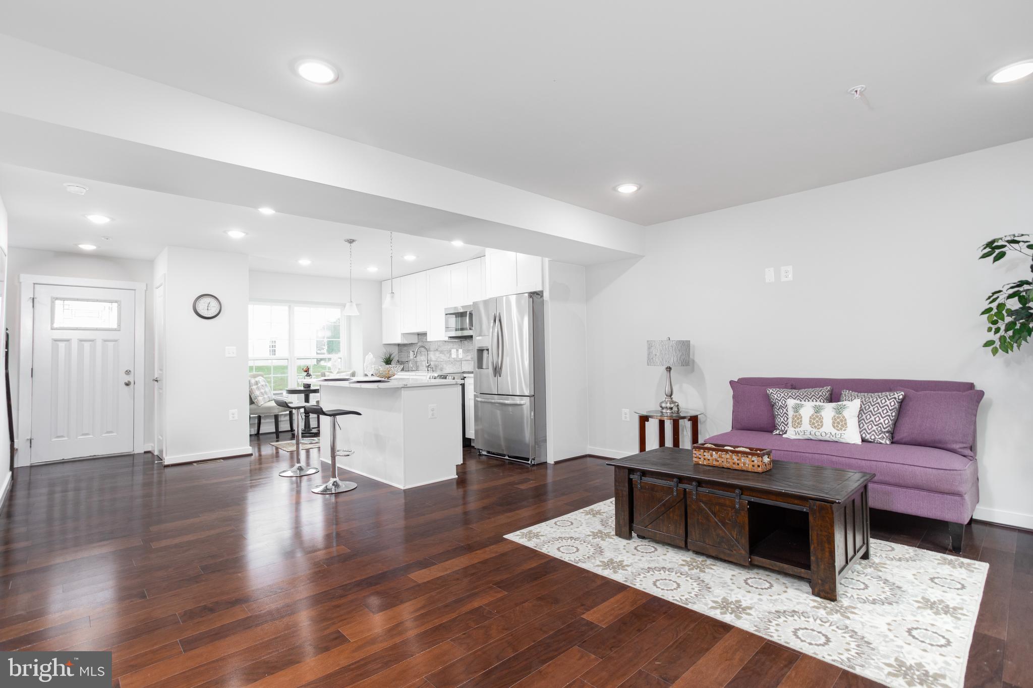 CLOVERLEAF TOWNHOUSES - Residential