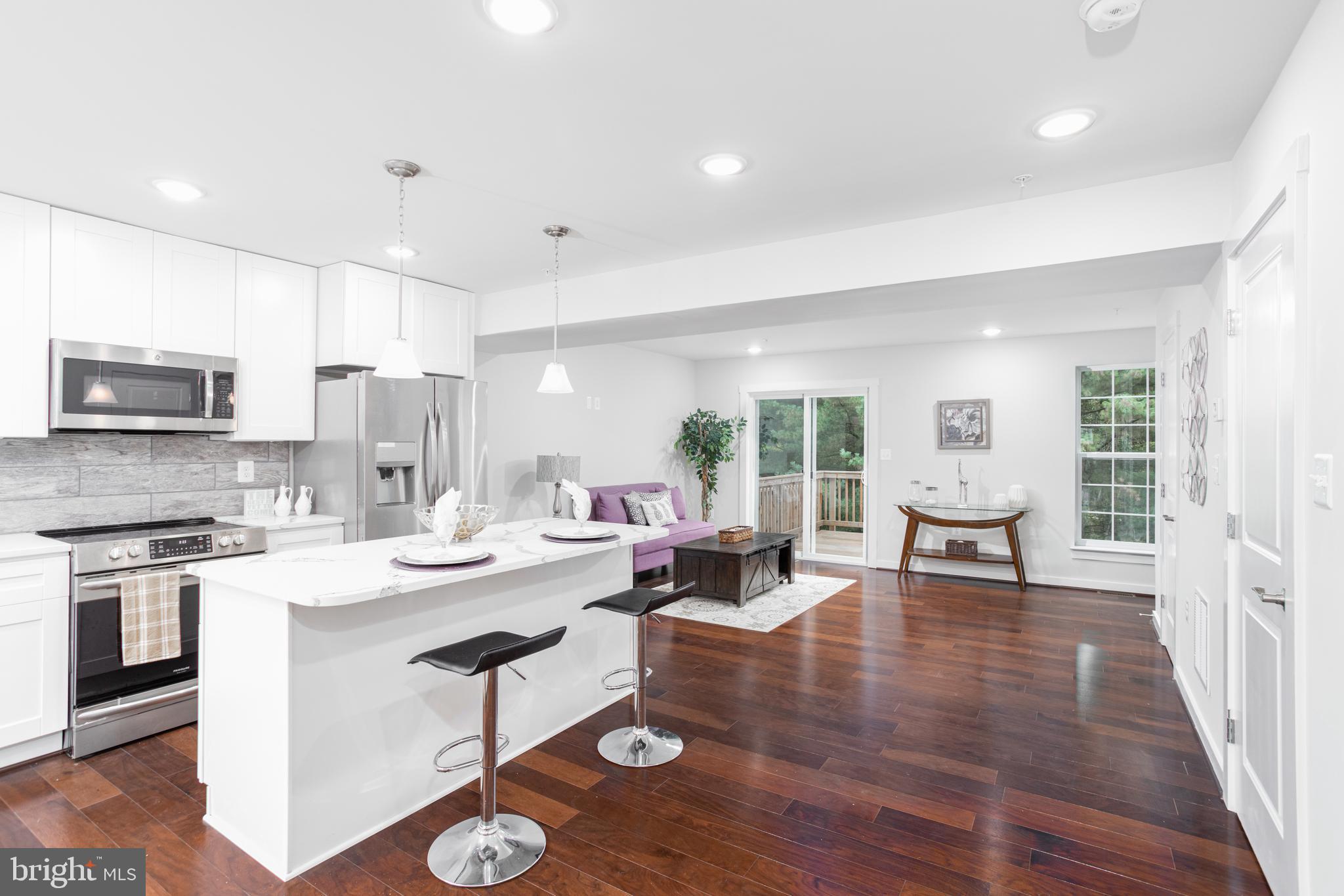 CLOVERLEAF TOWNHOUSES - Residential