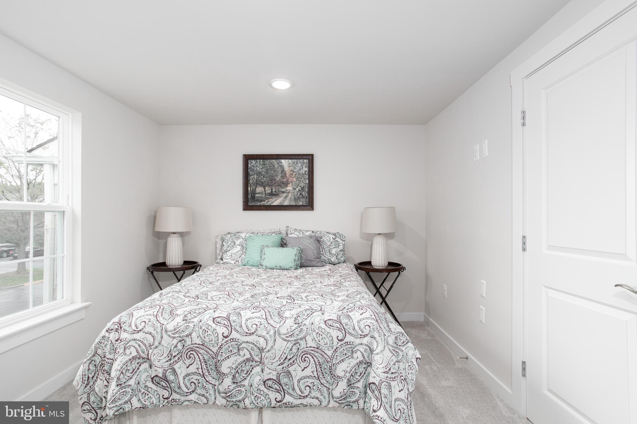 CLOVERLEAF TOWNHOUSES - Residential