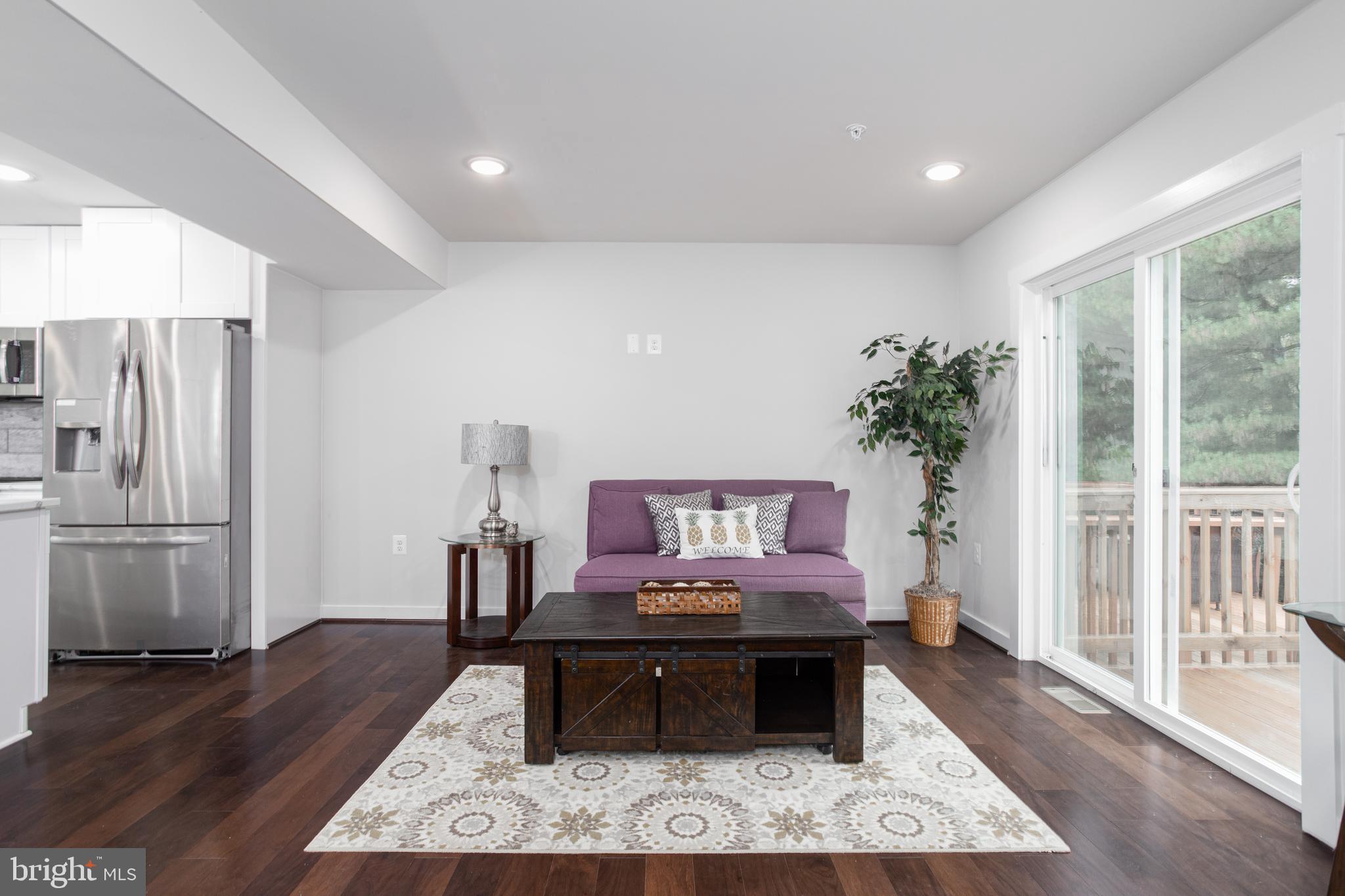 CLOVERLEAF TOWNHOUSES - Residential