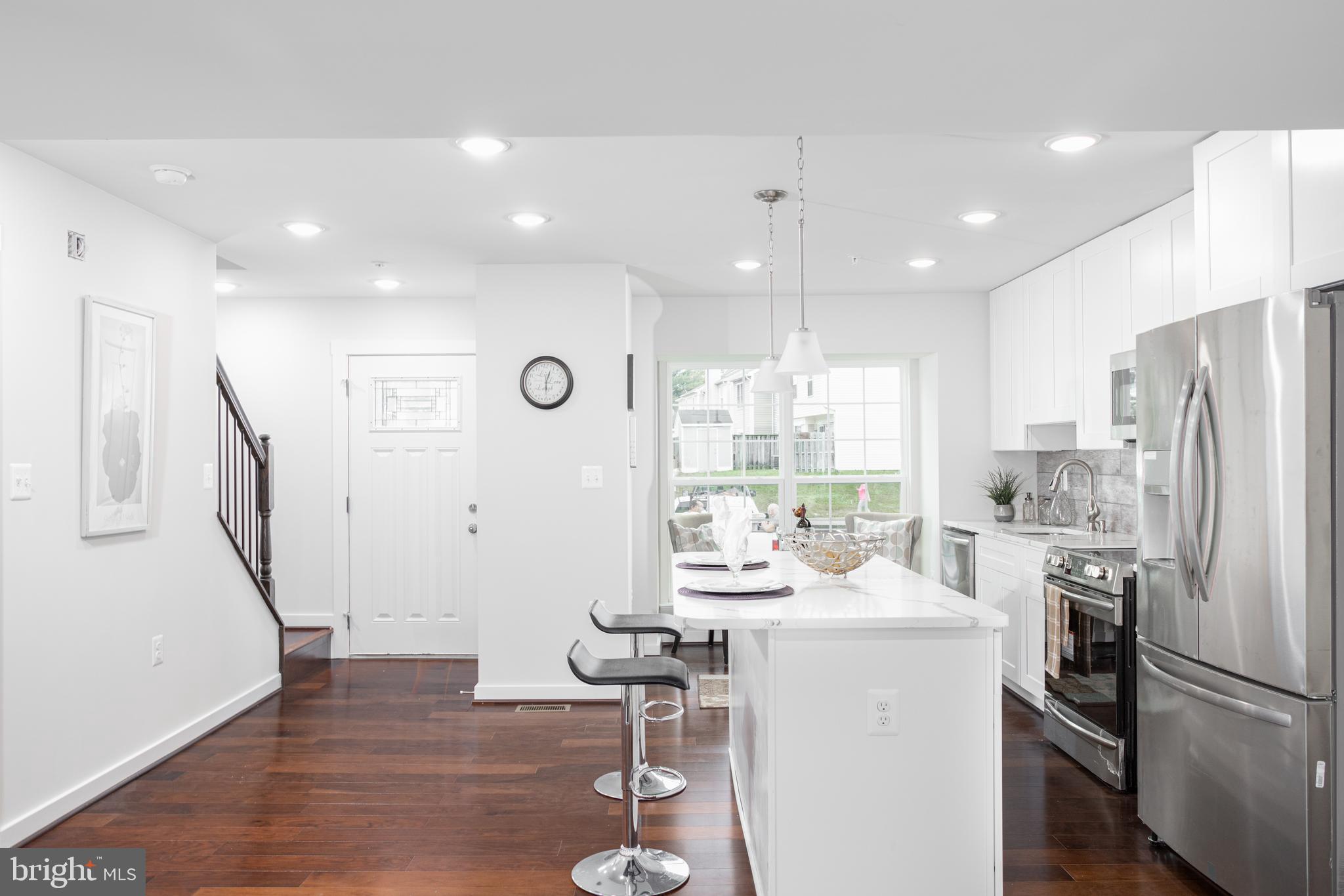 CLOVERLEAF TOWNHOUSES - Residential