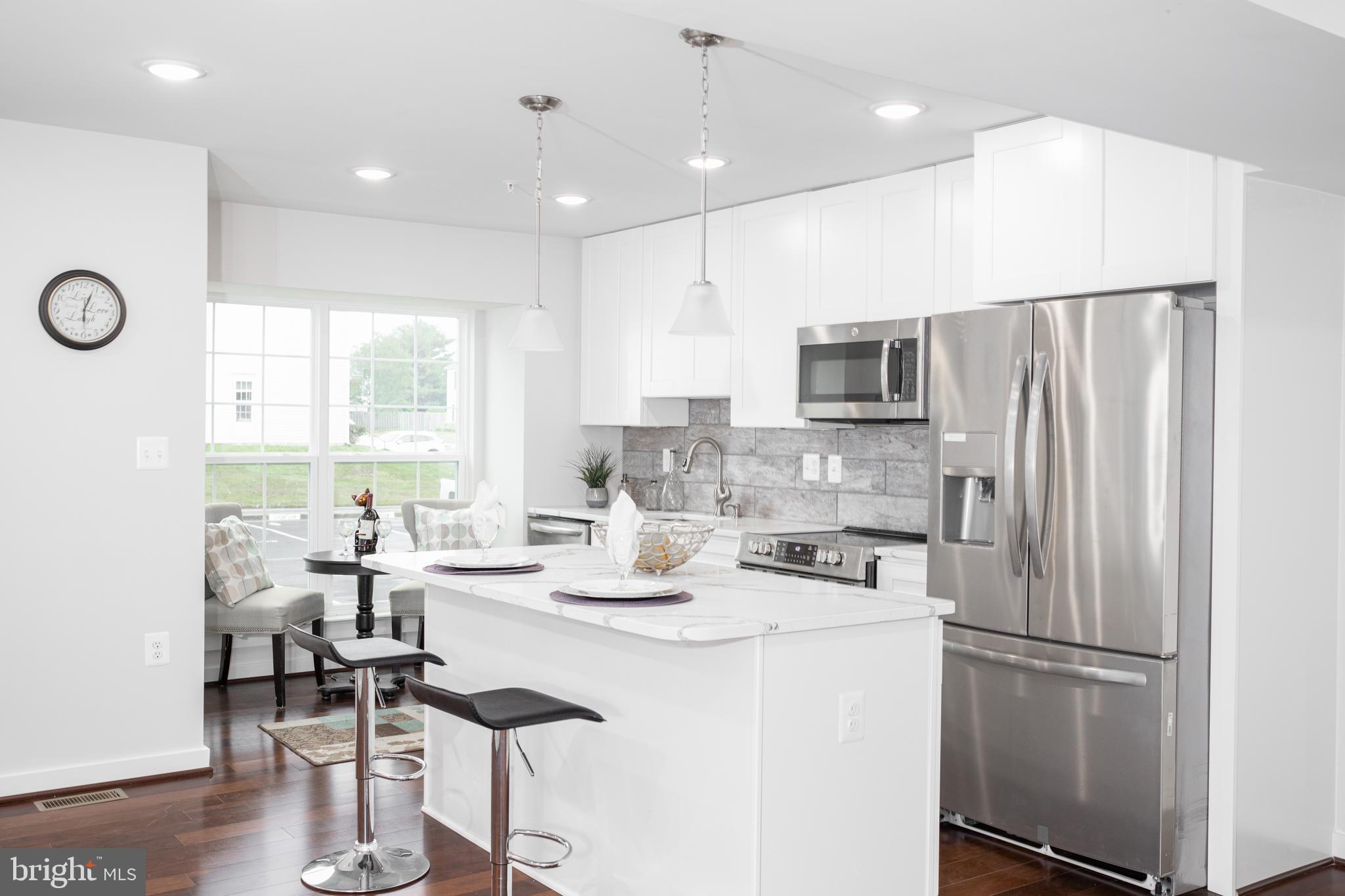 CLOVERLEAF TOWNHOUSES - Residential