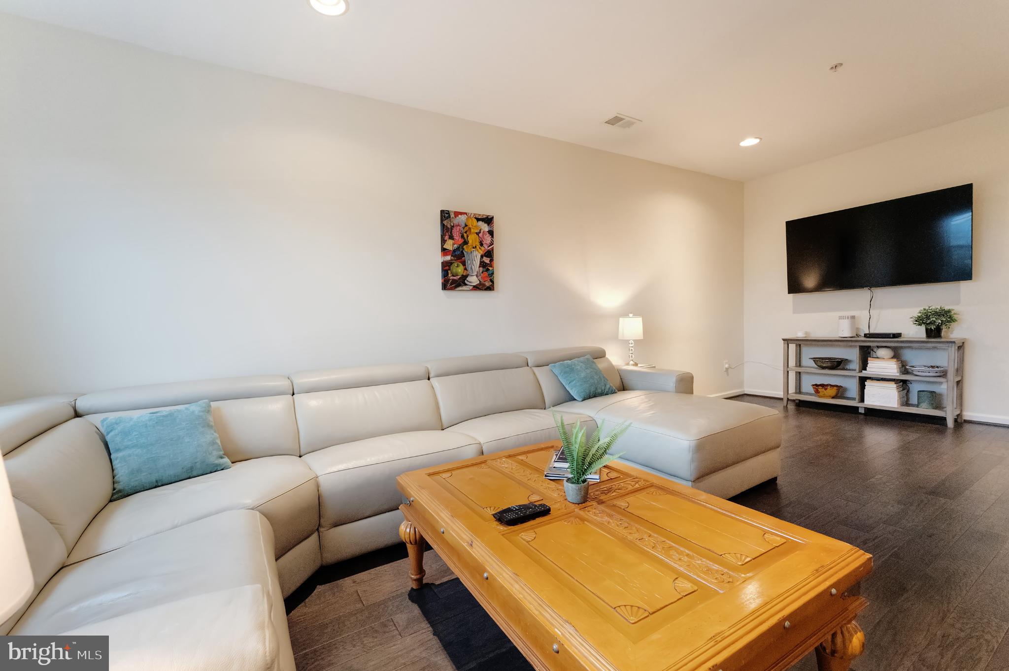 RESIDENCES AT BRAMBLETON - Residential