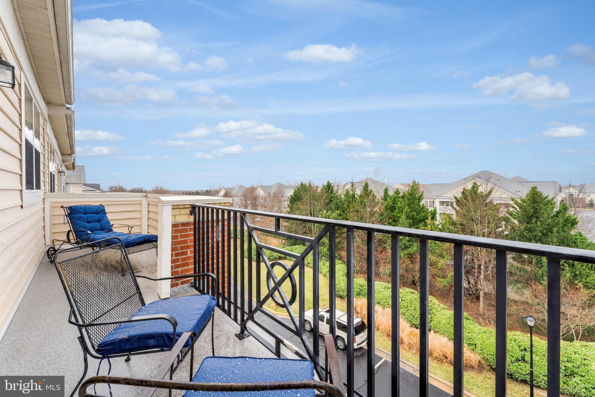 RESIDENCES AT BRAMBLETON - Residential