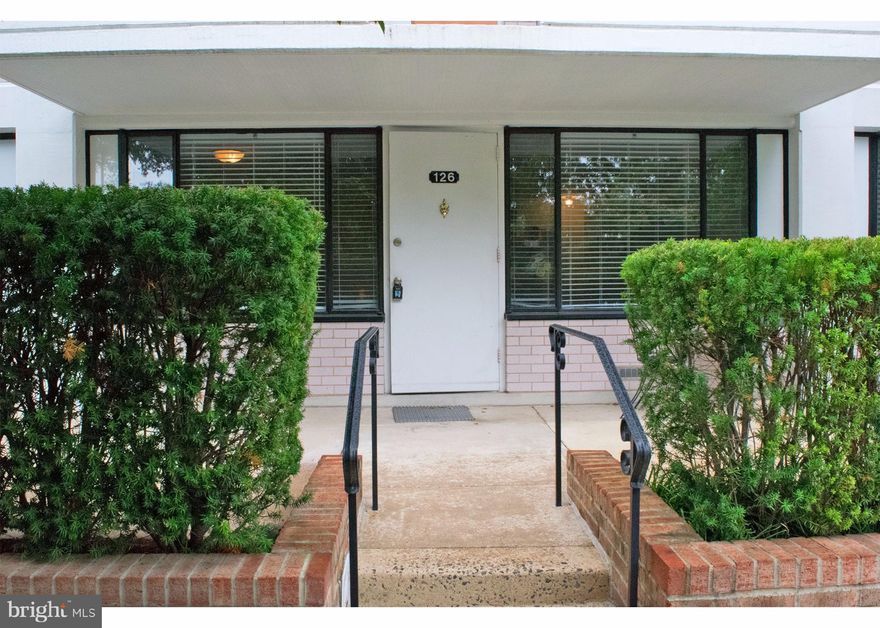 One bedroom One bath condo located in the heart of Arlington Parking and Utilities included. Condo features first level walk out and hardwood floors in living area.  Walking Distance to Ballston Metro. Additional garage parking available $50/monthly.