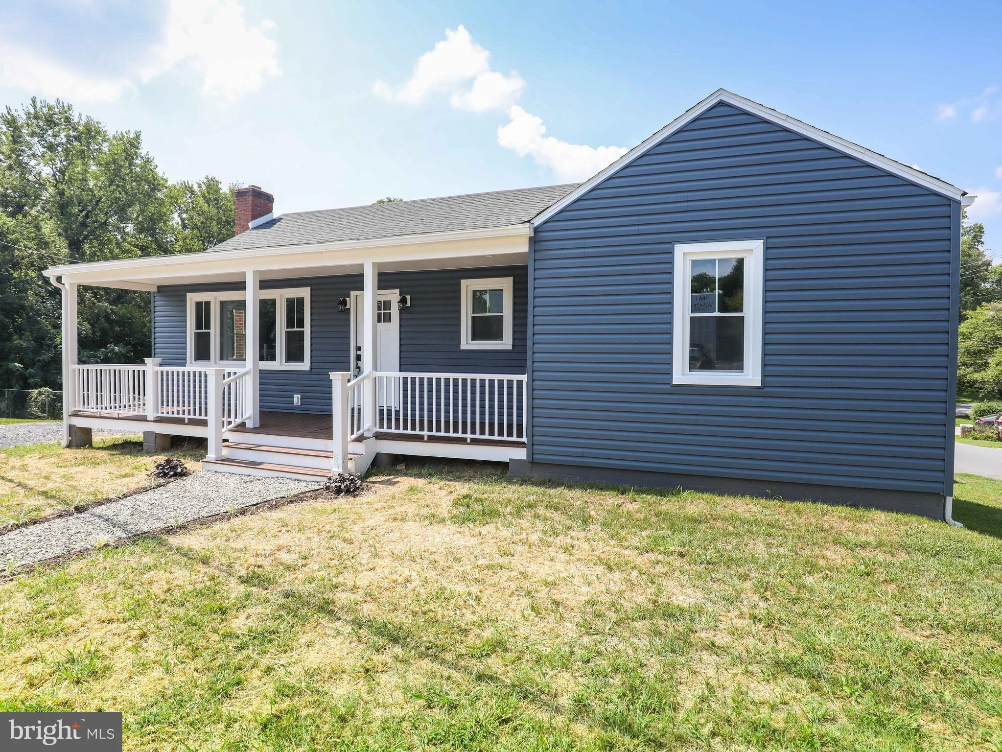650 S George Street, Charles Town, WV 25414