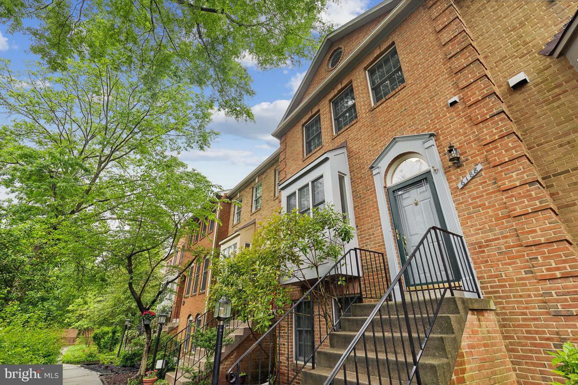 GEORGETOWN WOODS - Residential Lease