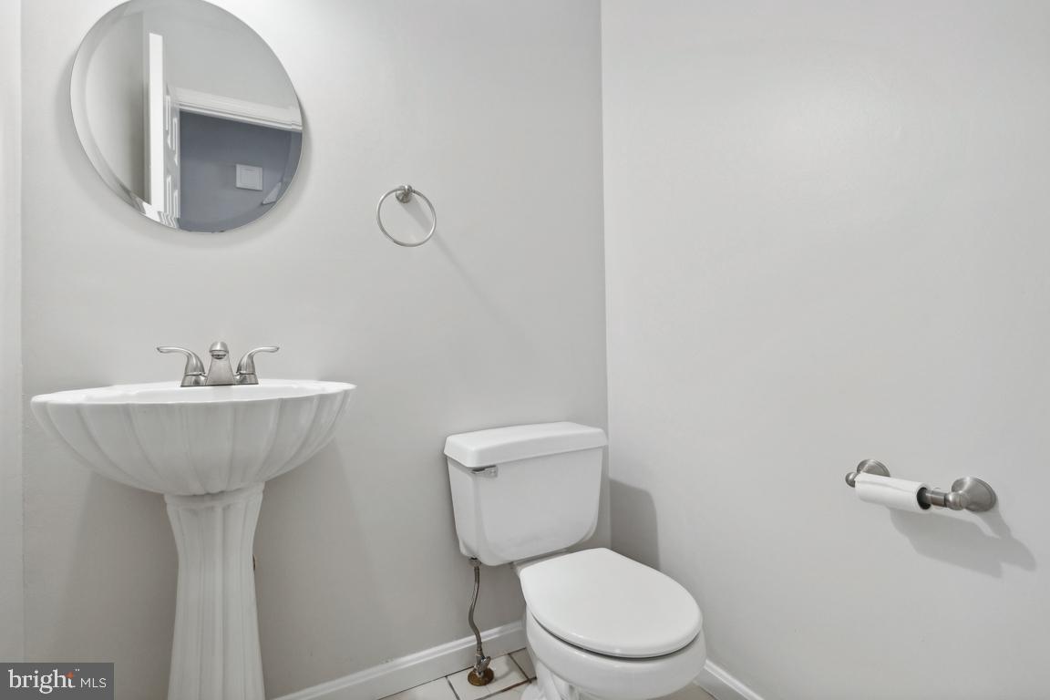 GEORGETOWN WOODS - Residential Lease