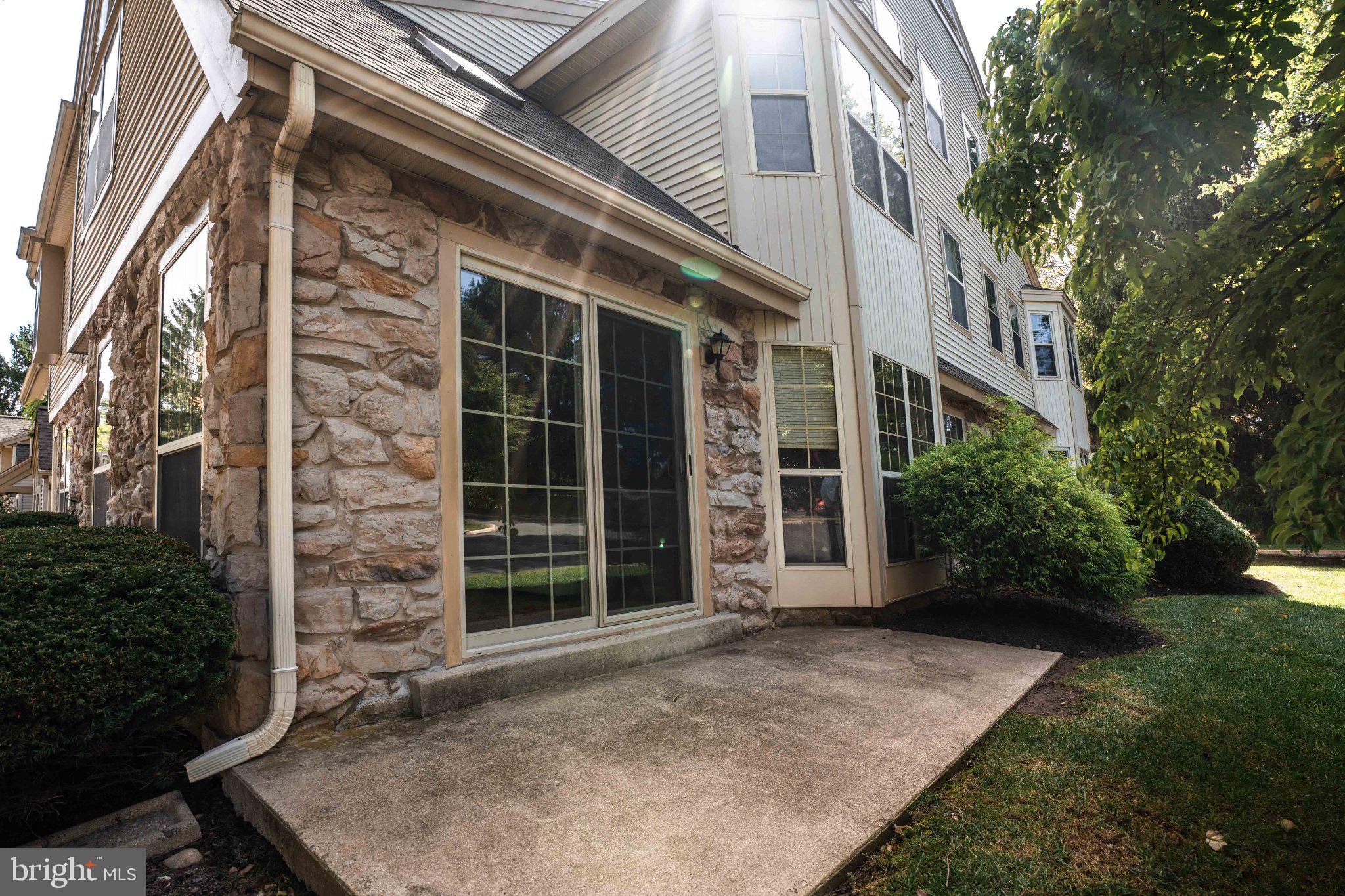 1401 STRATFORD COURT