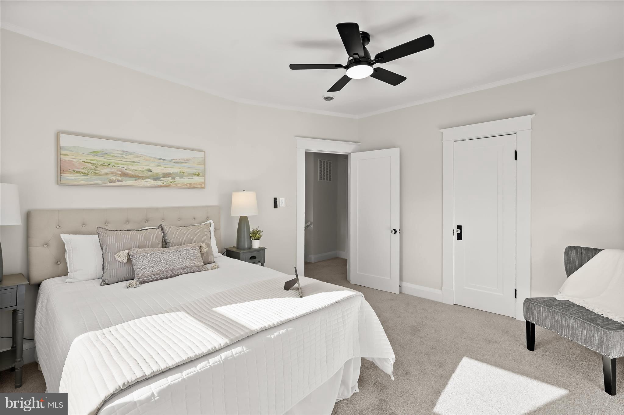 TEN HILLS - Residential