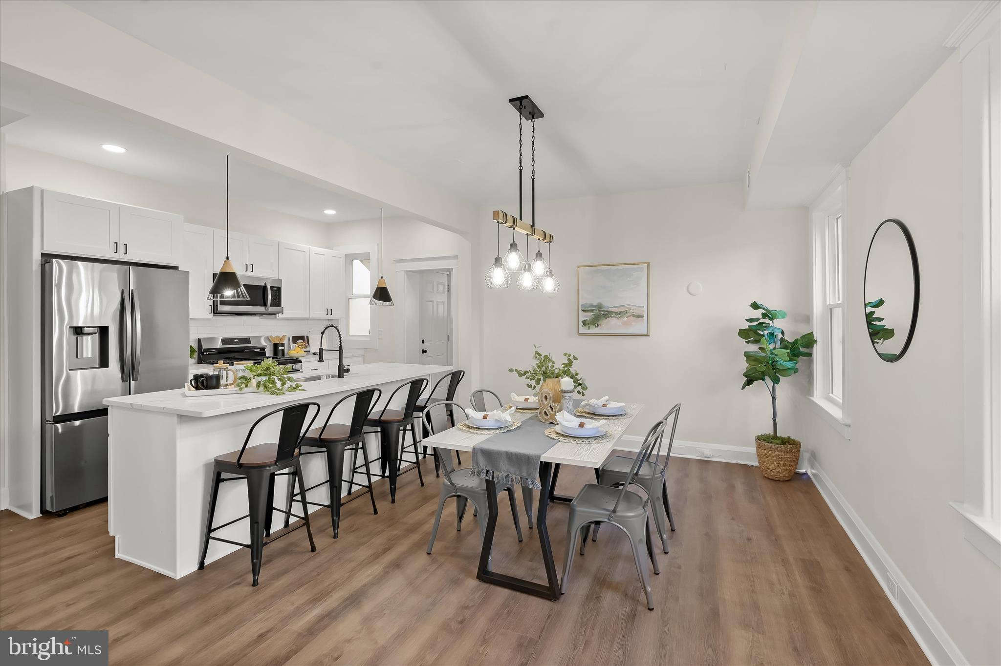 TEN HILLS - Residential