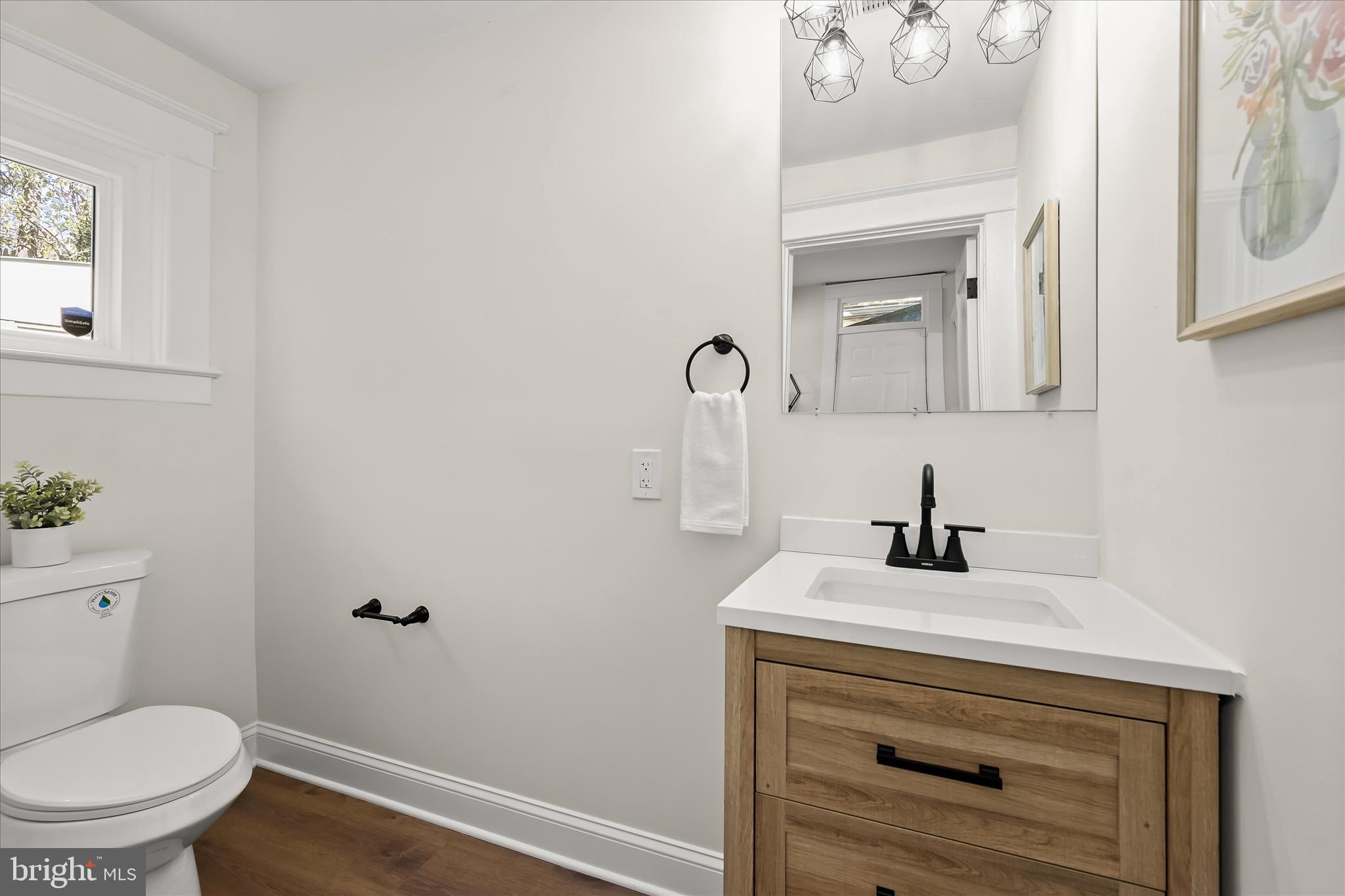 TEN HILLS - Residential