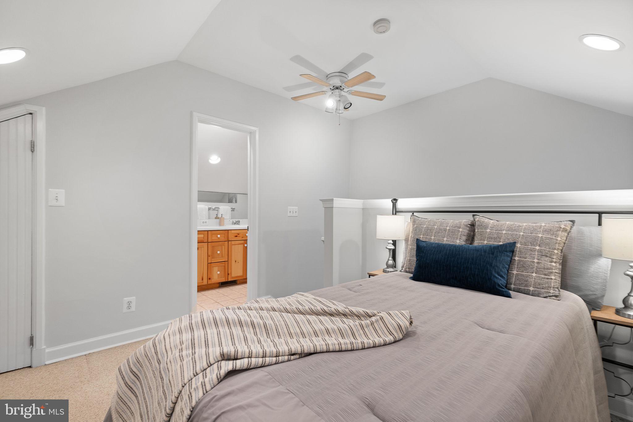 FAIRLINGTON ARBORS - Residential