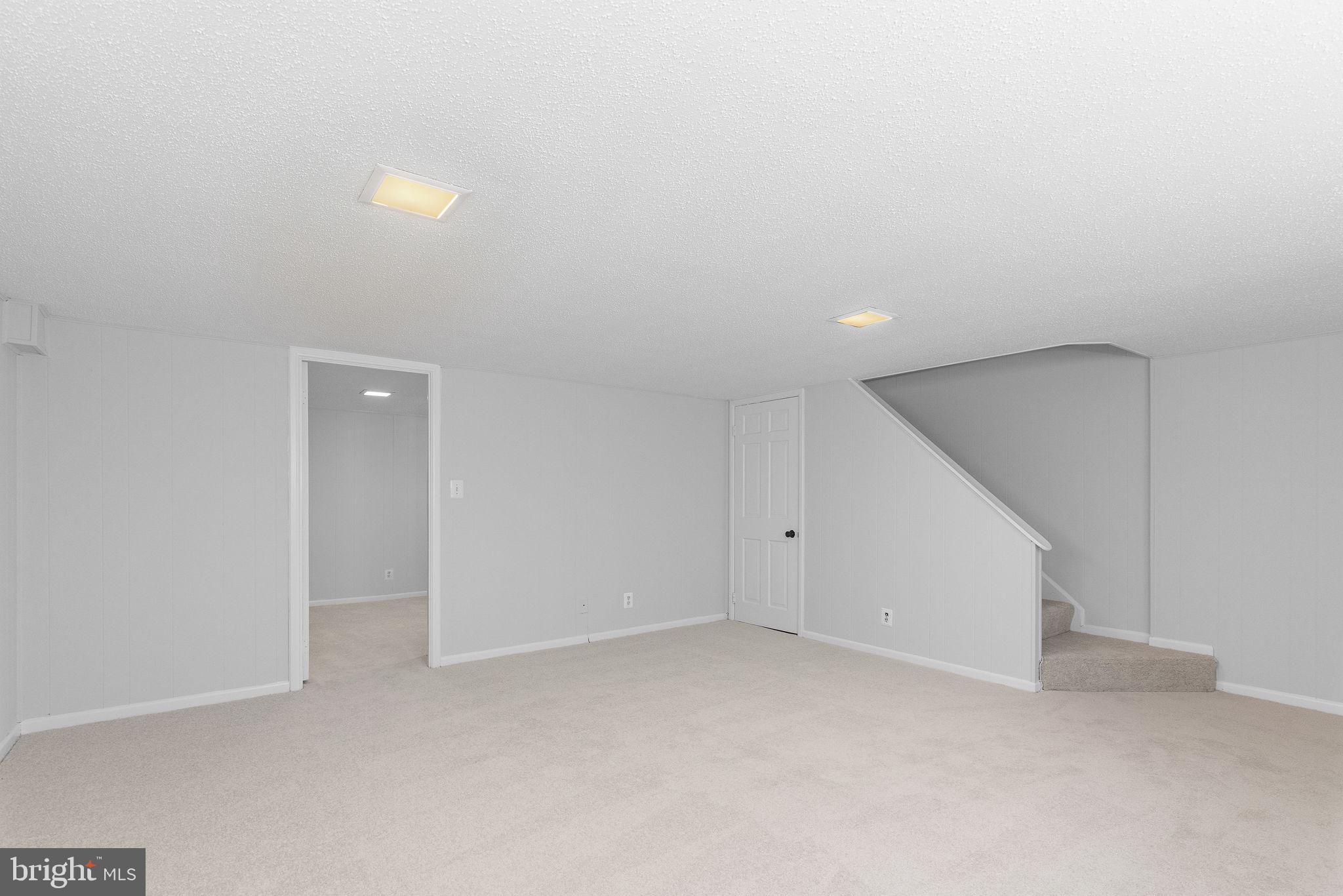 FAIRLINGTON ARBORS - Residential