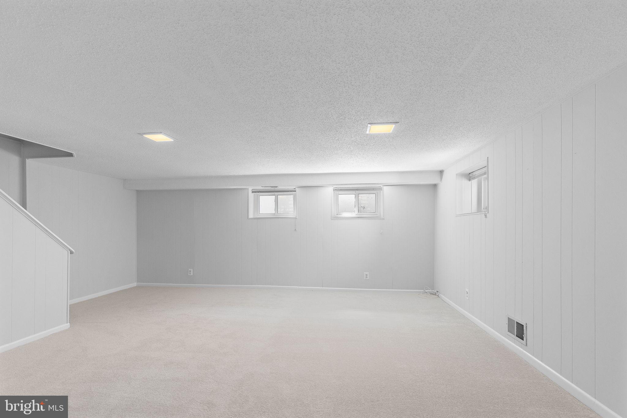 FAIRLINGTON ARBORS - Residential