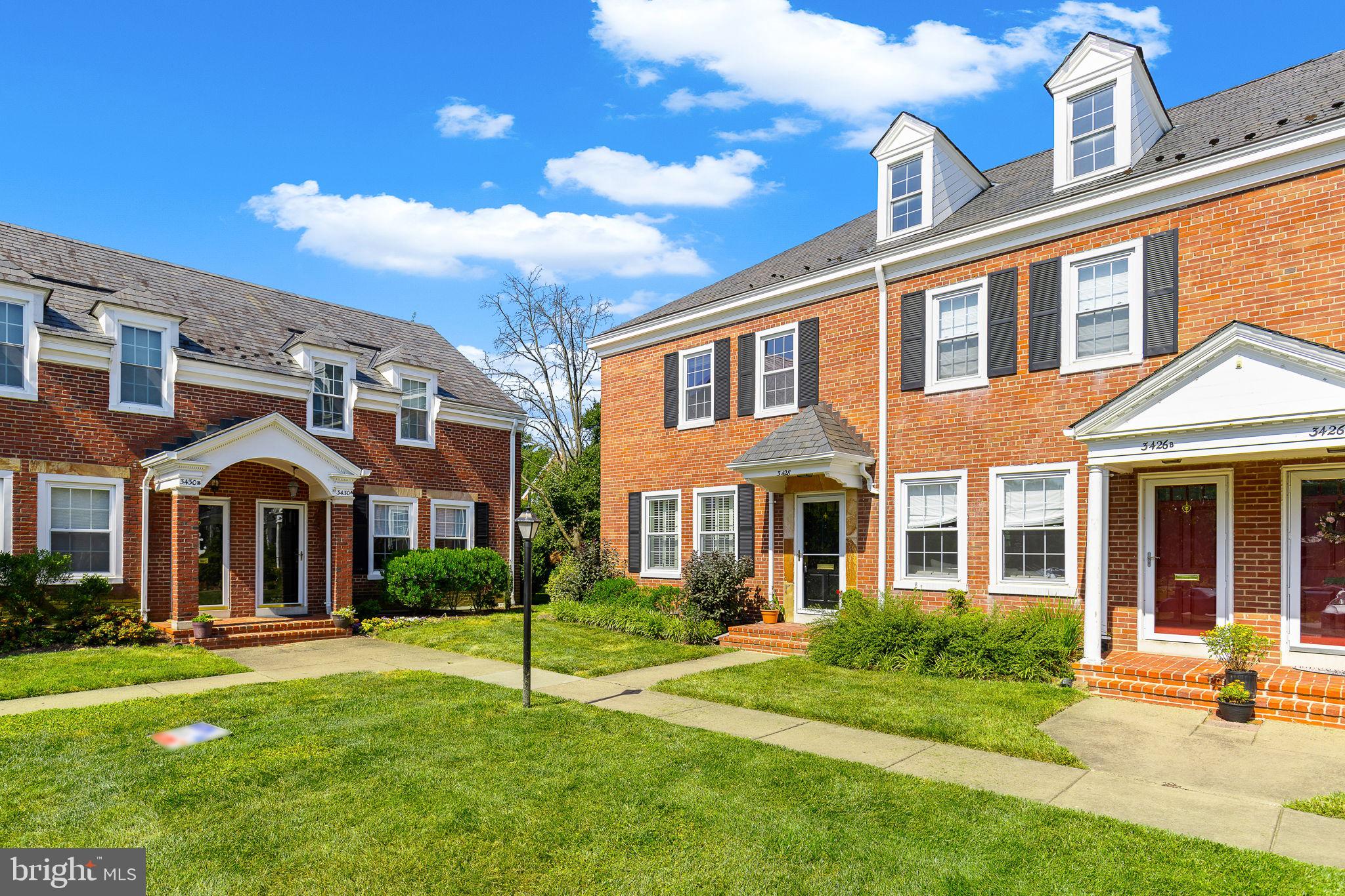FAIRLINGTON ARBORS - Residential