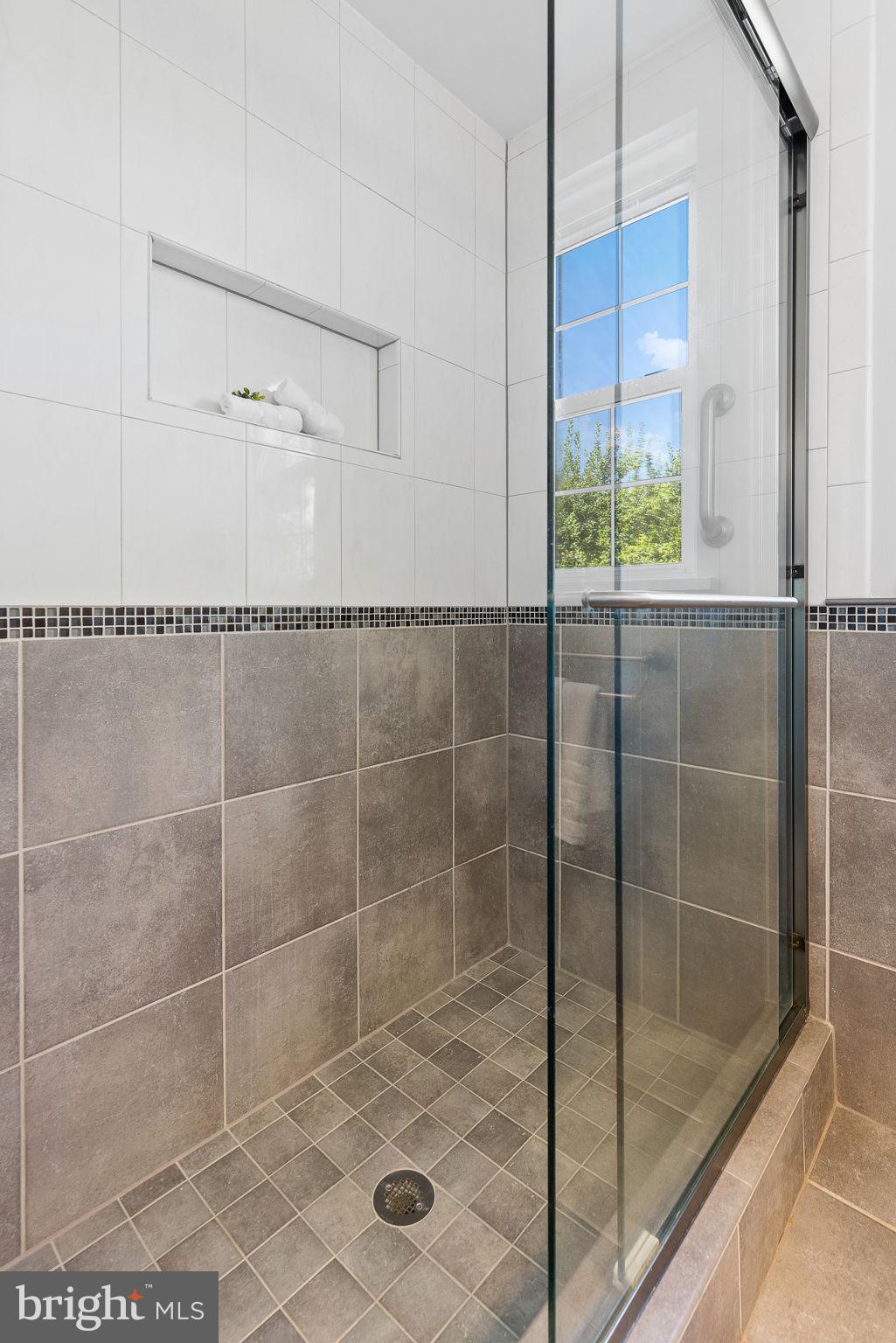 FAIRLINGTON ARBORS - Residential