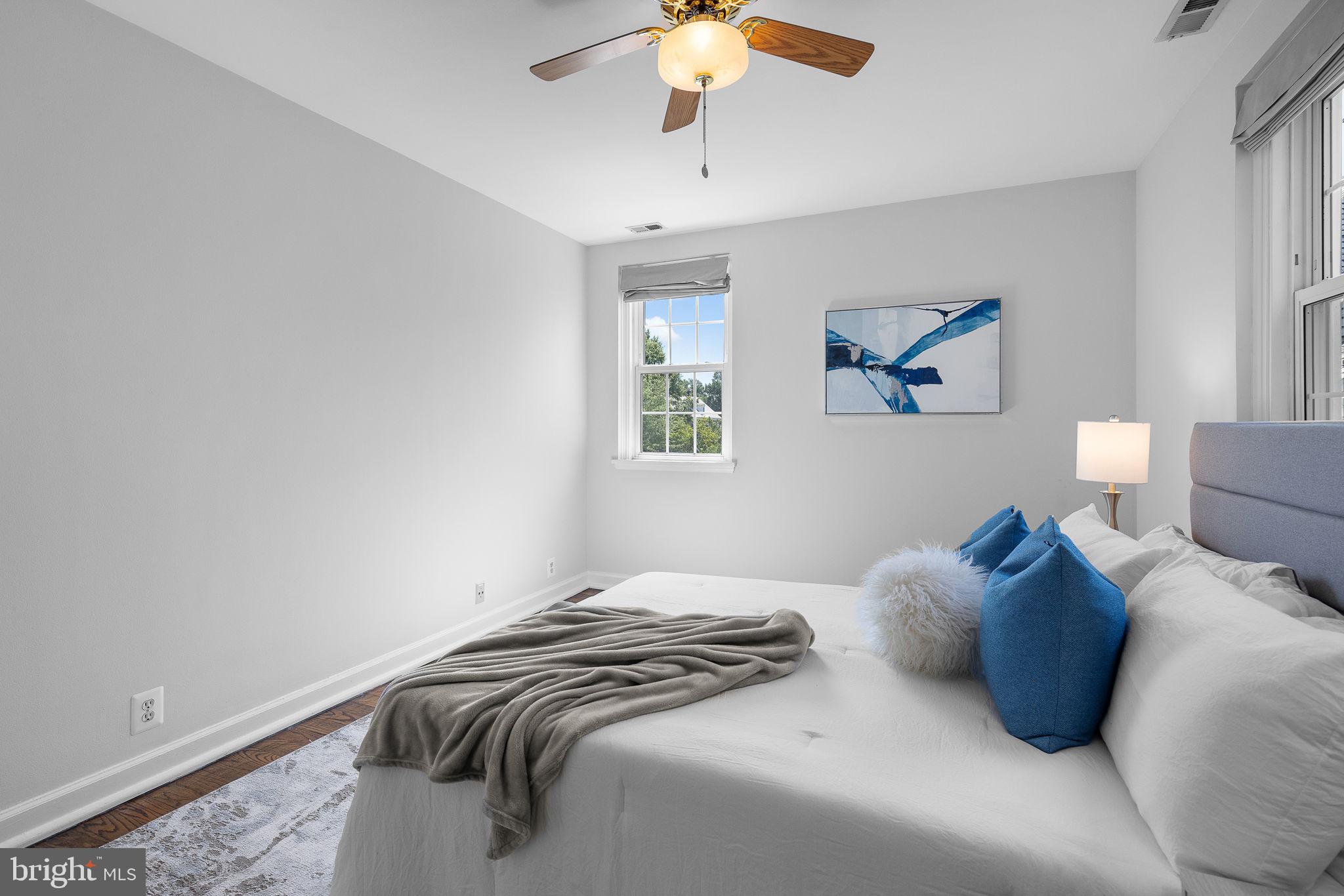 FAIRLINGTON ARBORS - Residential