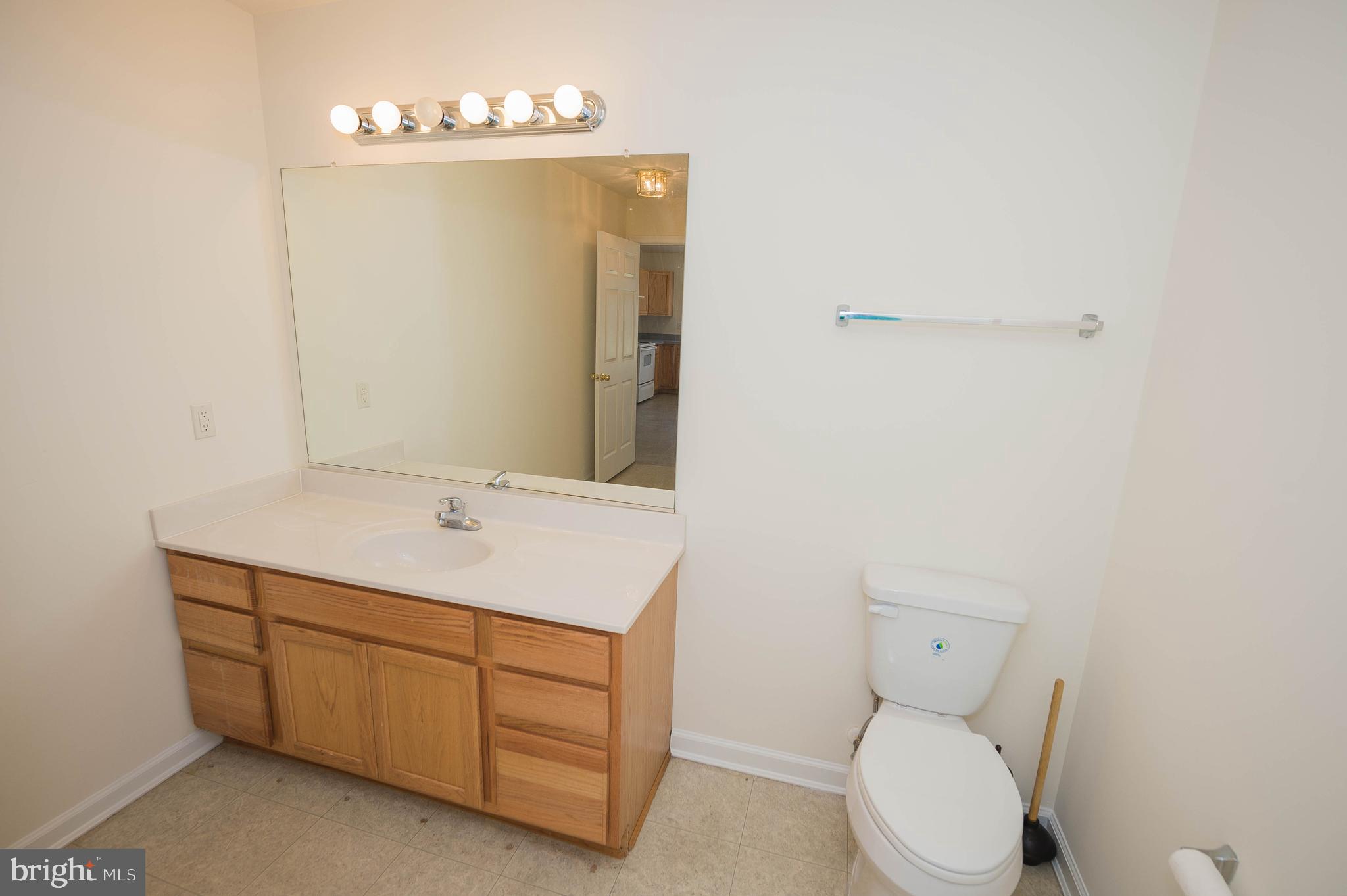 BUTLER'S VILLAGE - Residential Lease