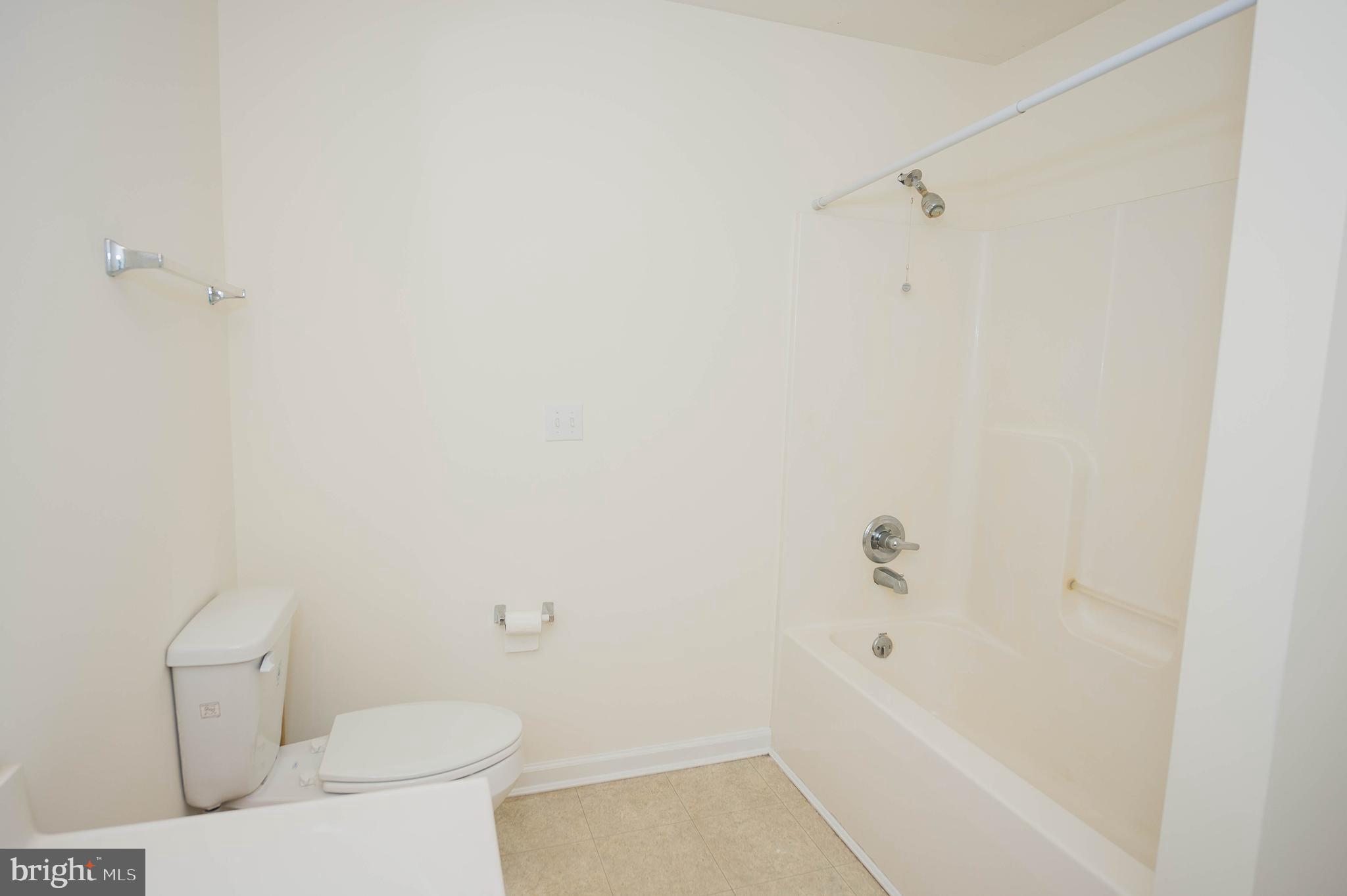 BUTLER'S VILLAGE - Residential Lease