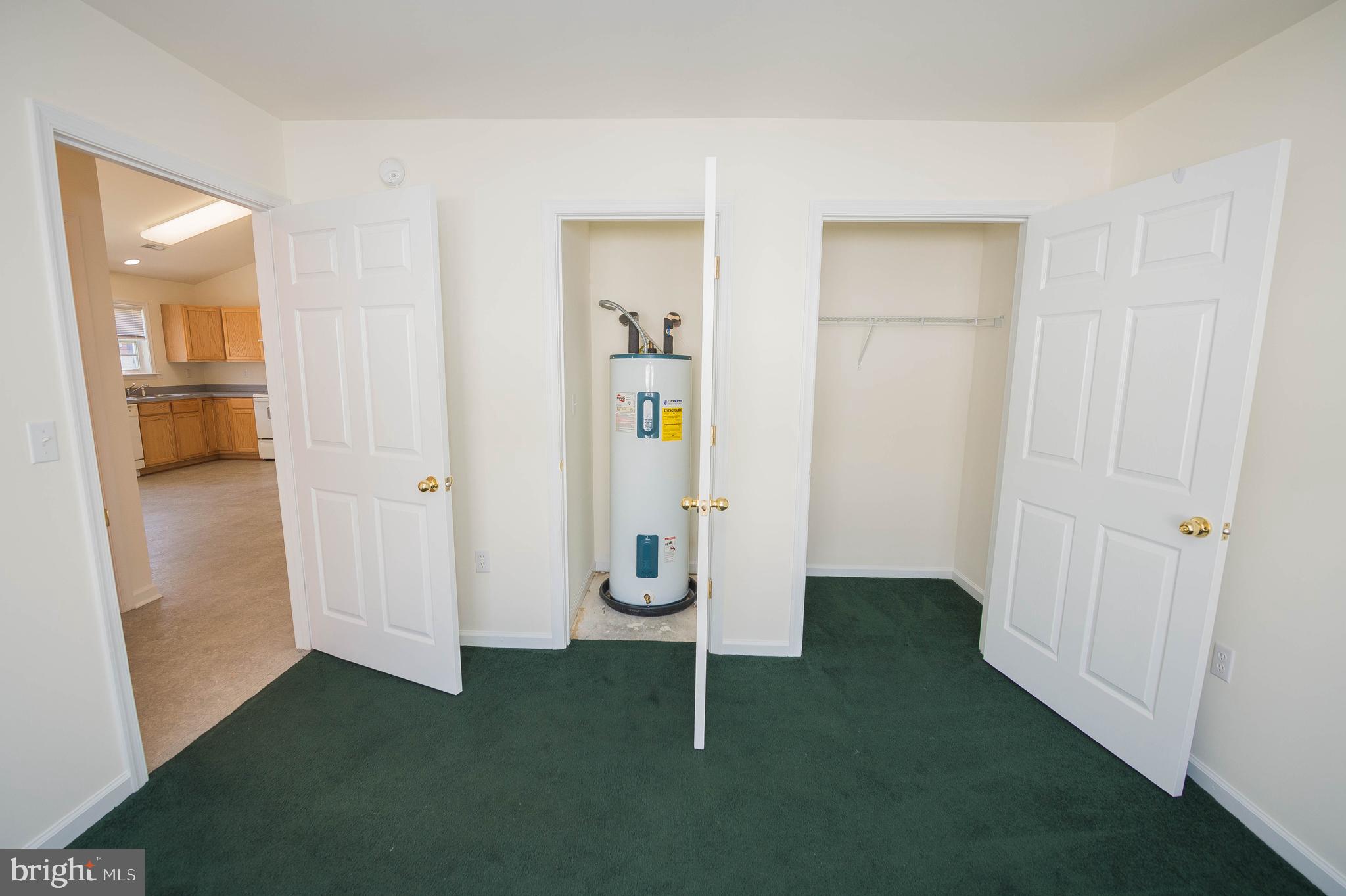 BUTLER'S VILLAGE - Residential Lease